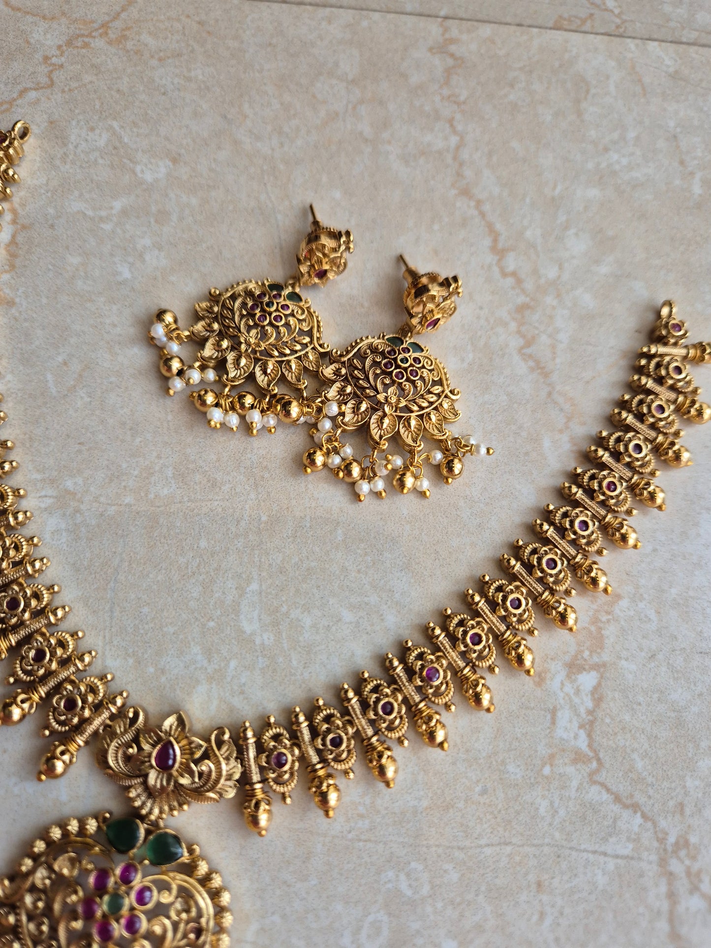 Premium Non Idol Antique Necklace