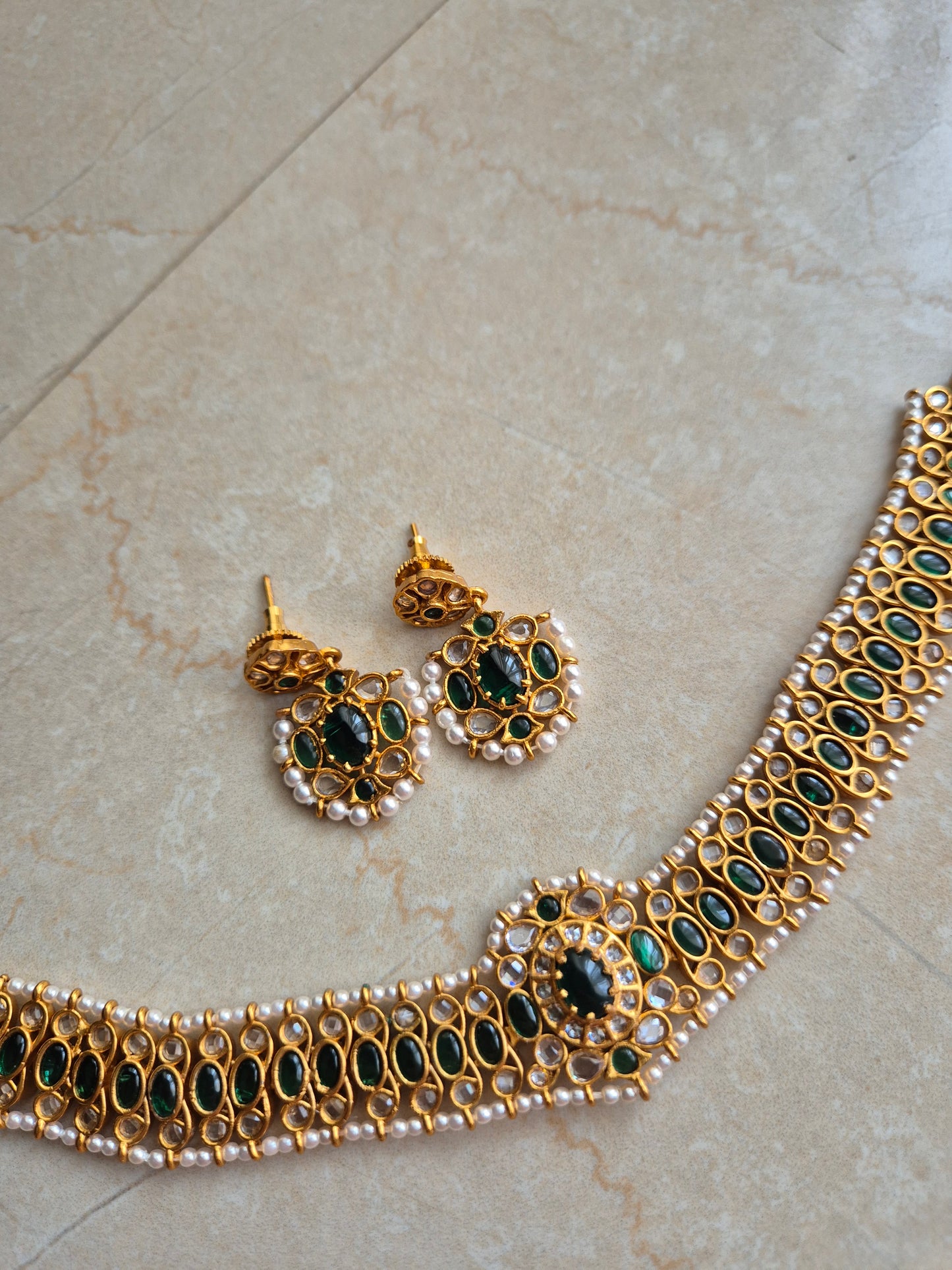 Emerald x Pearl Choker
