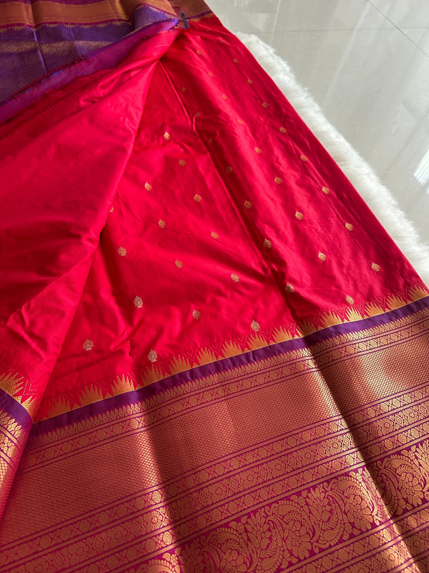 Red and Rani Pink Dual Tone Semi Kanchivaram Pattu