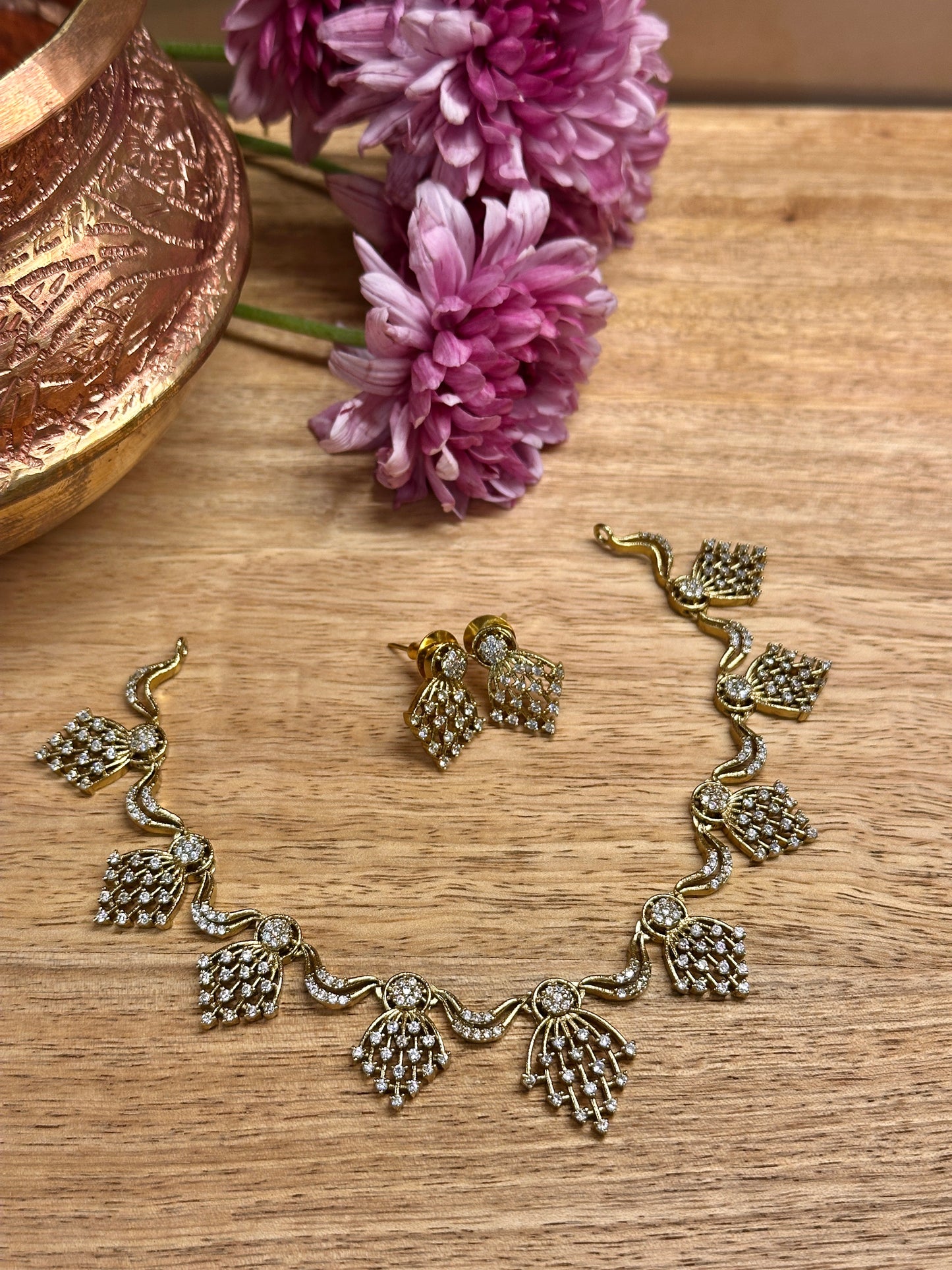 Spaarika Diamond Necklace