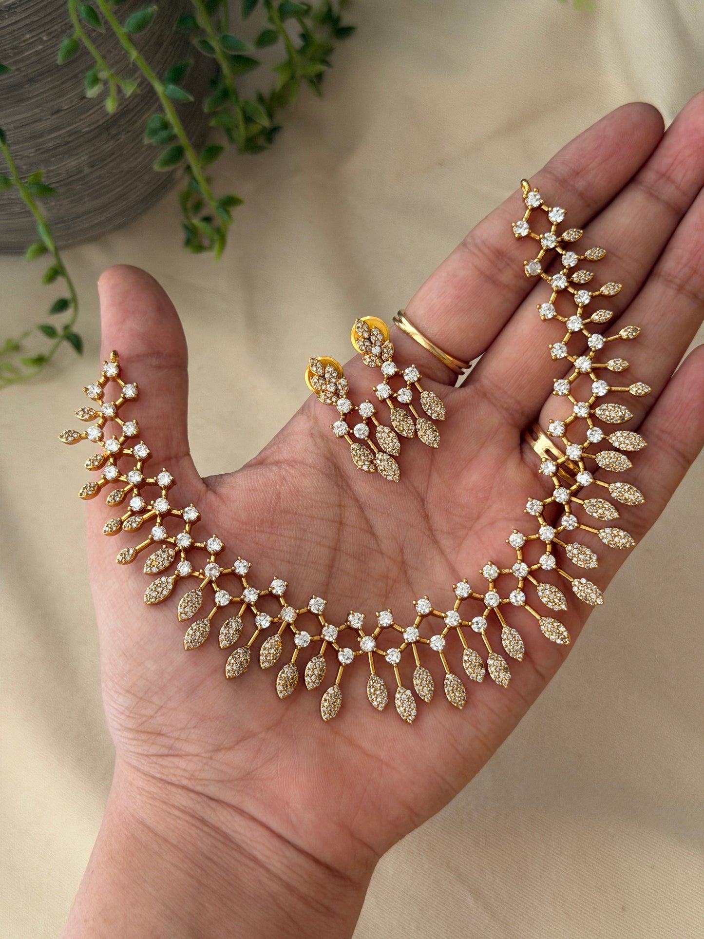 Rebecca AD Necklace (Gold)
