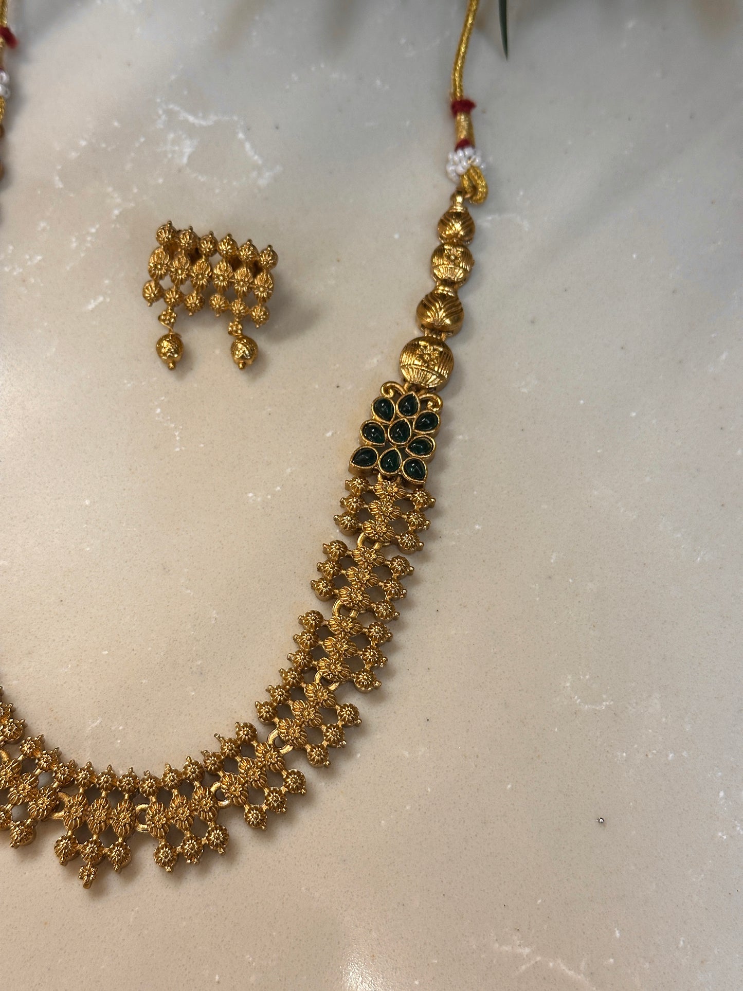 Tanimay Non idol necklace