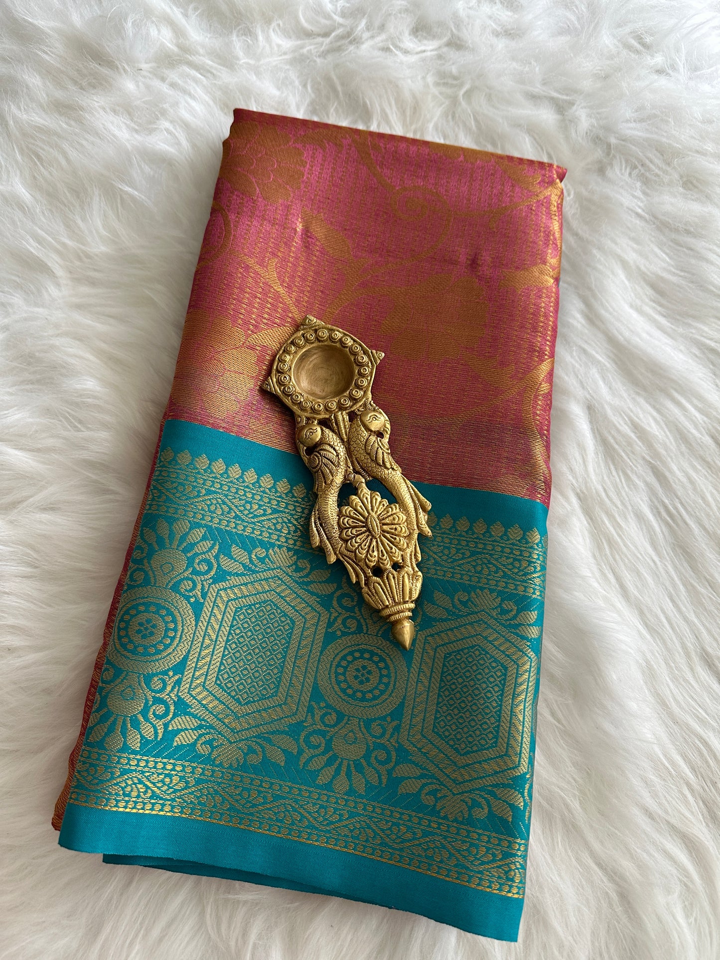 Dual Tone Tissue Silk Saree v2.0