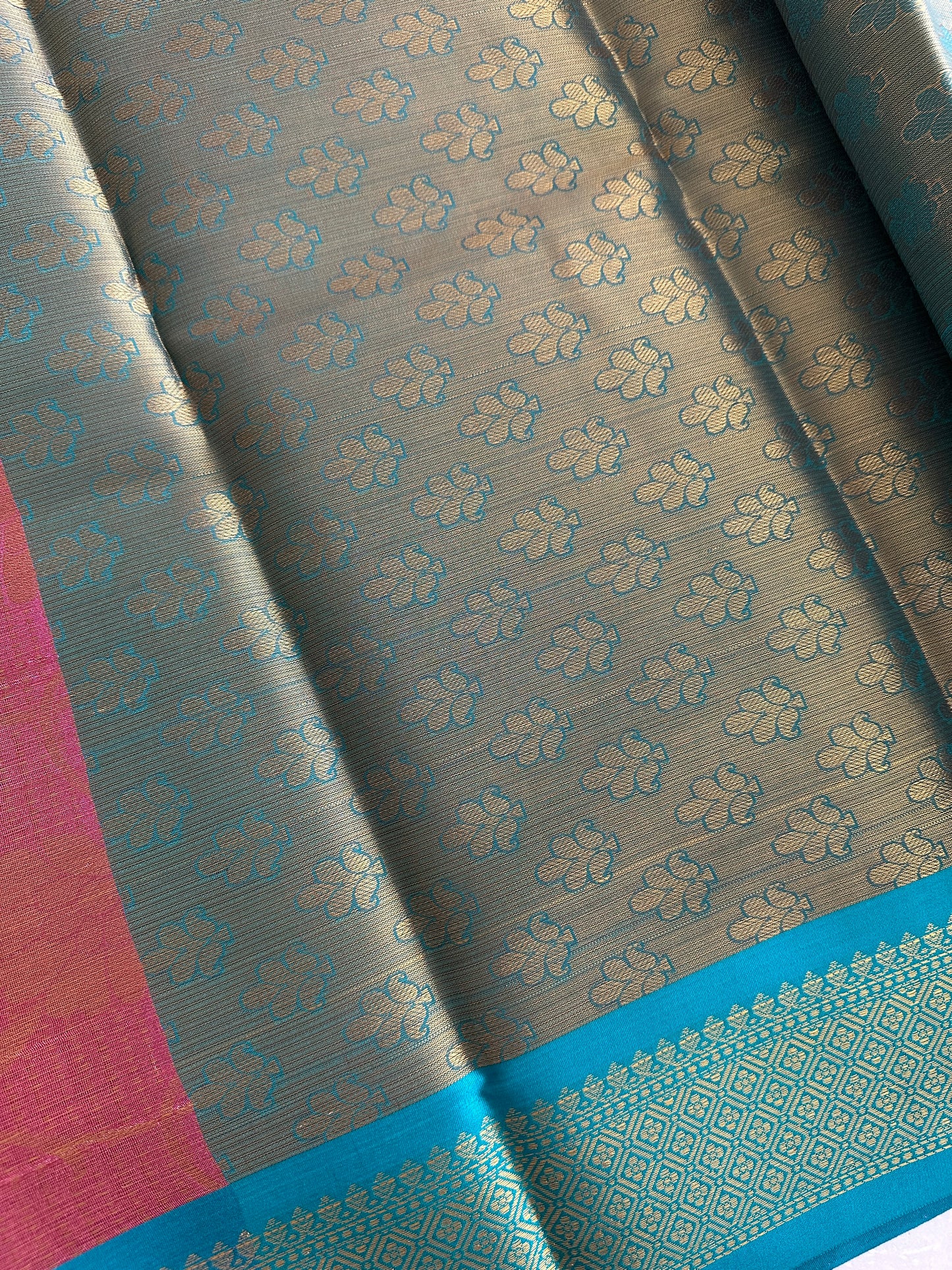 Dual Tone Tissue Silk Saree v2.0
