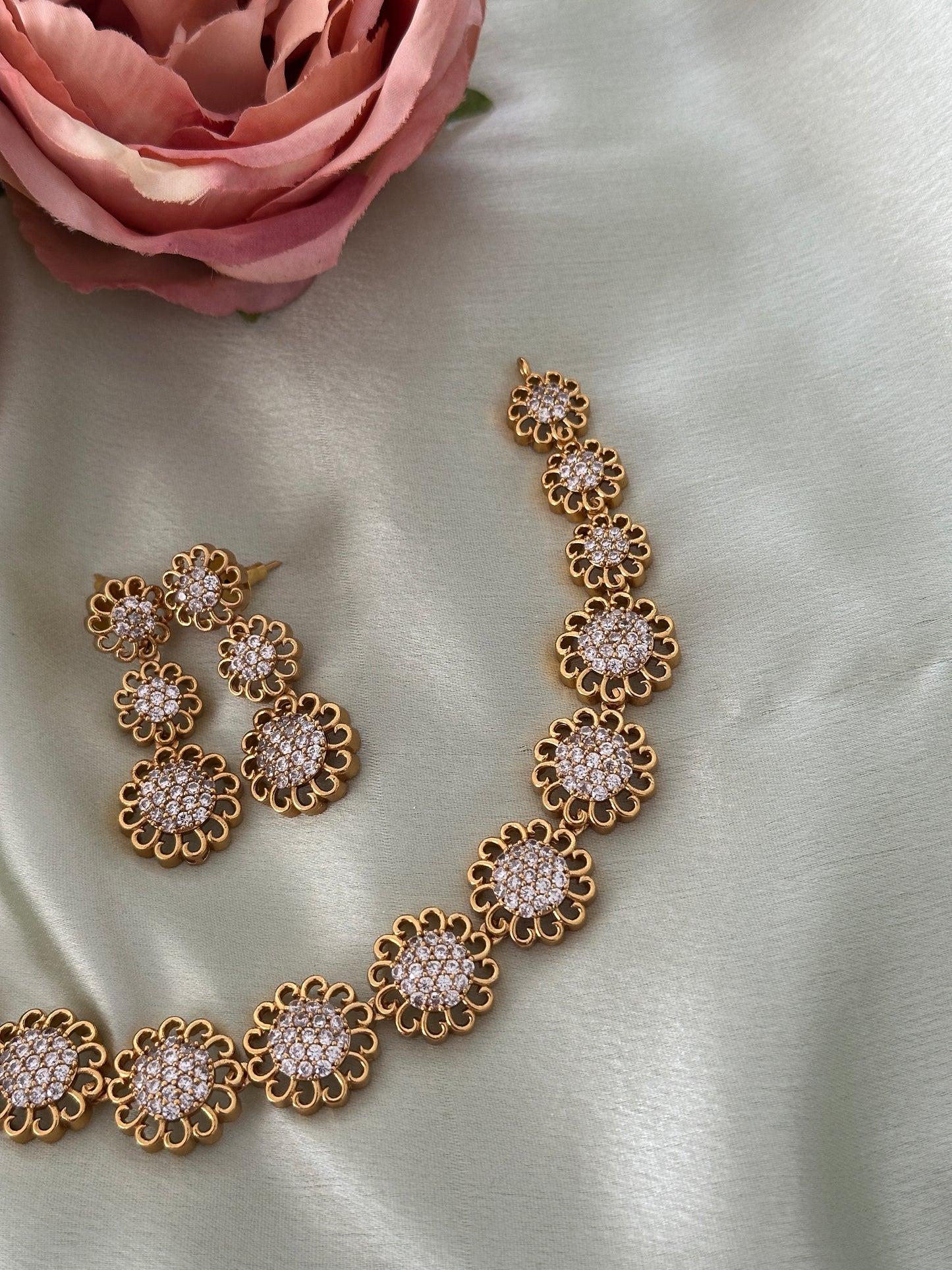 Kisma Flora AD Necklace