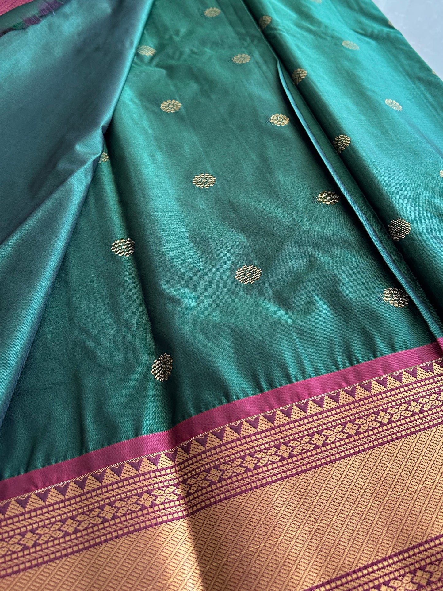 Ishaani Semi Kanchivaram Pattu Saree
