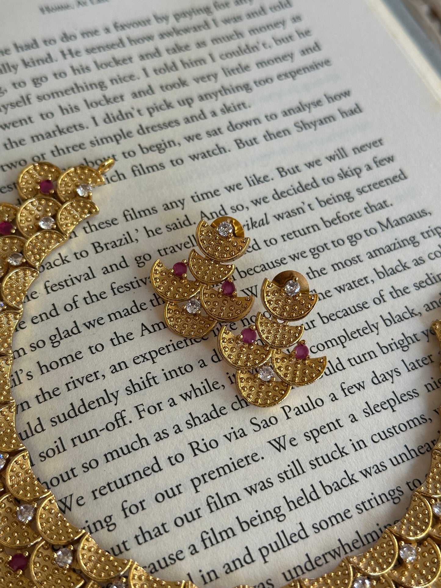 Afnan Diamond Necklace