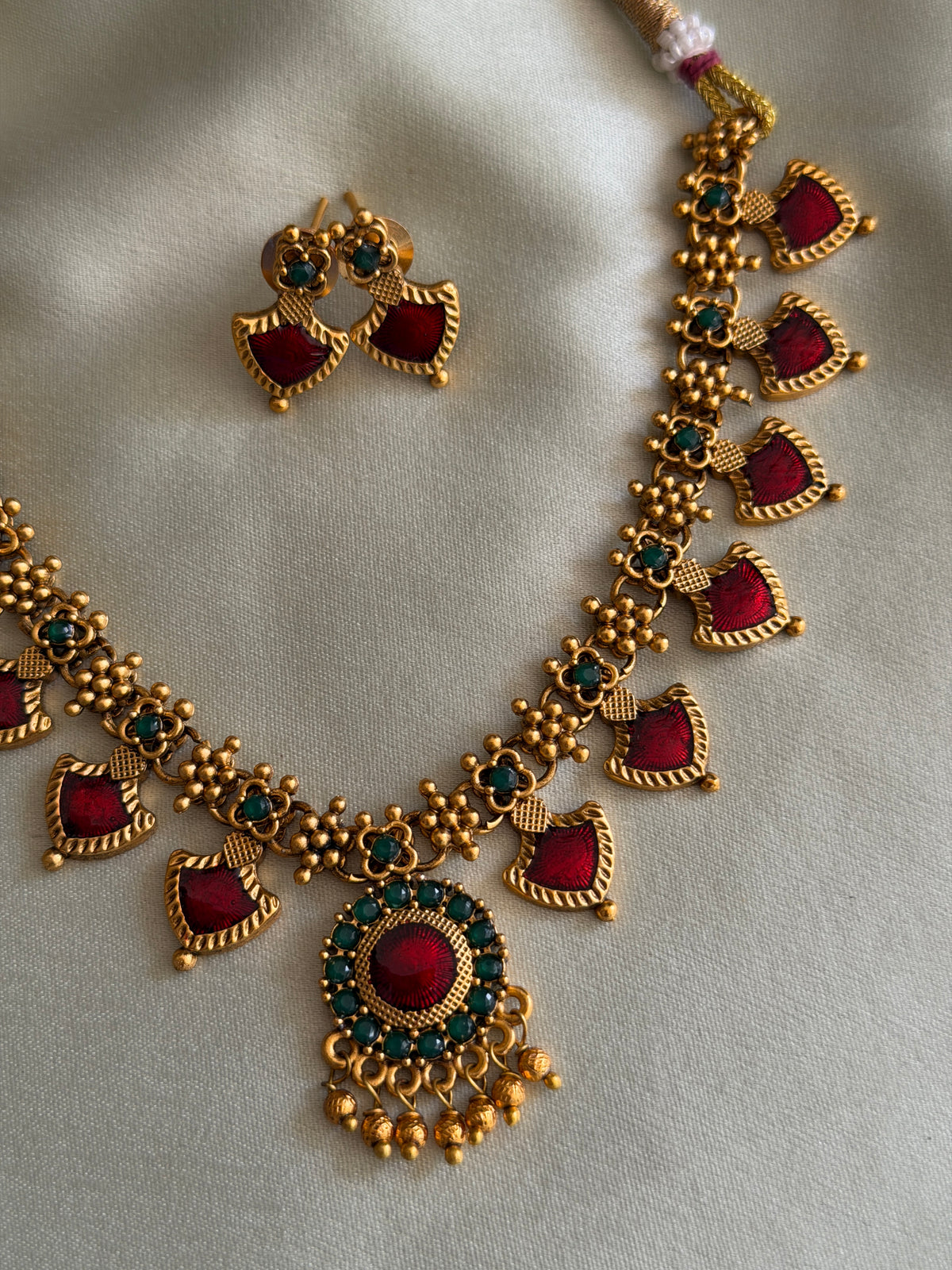 Simple Nagapada Necklace with Earring