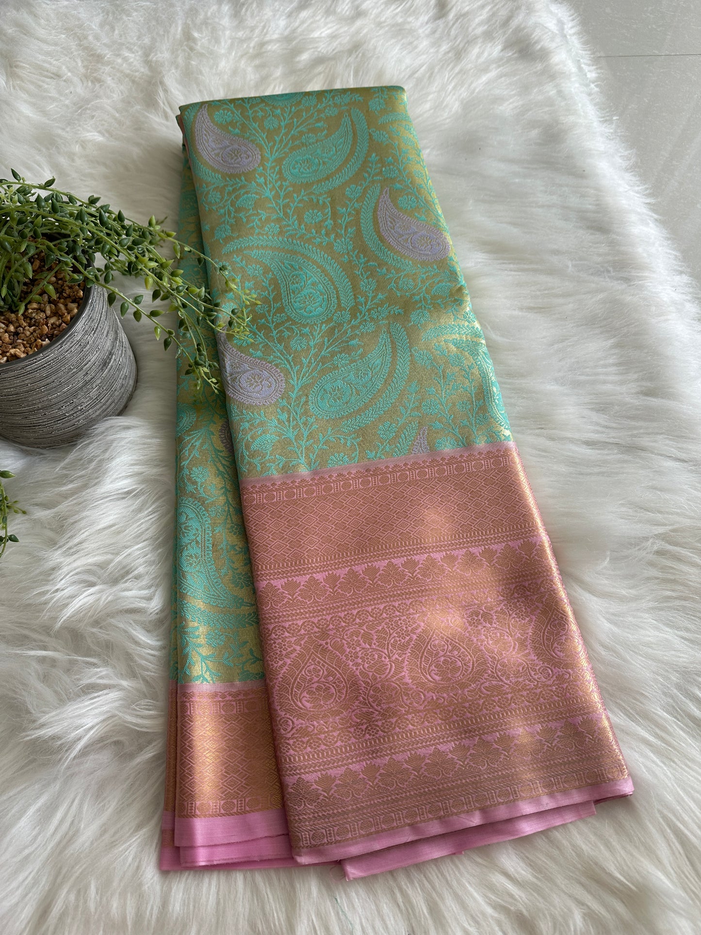 Keri Tissue Silk Saree