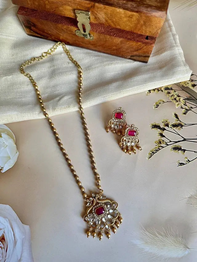 Simple Chain set