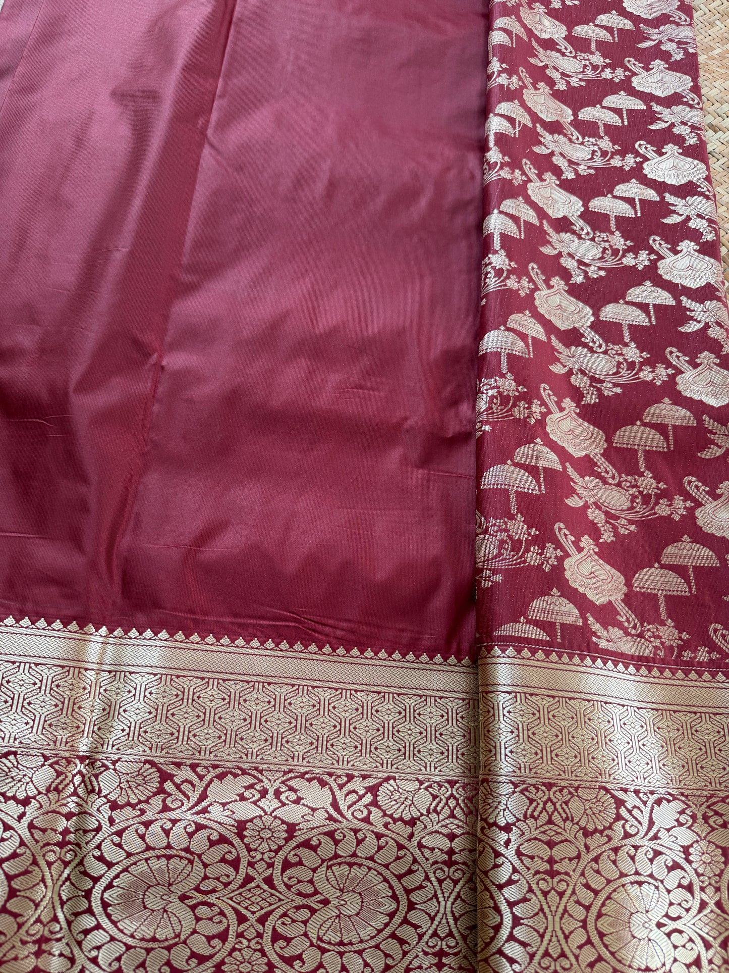 Maroon Semi Kanchi Brocade Pattu