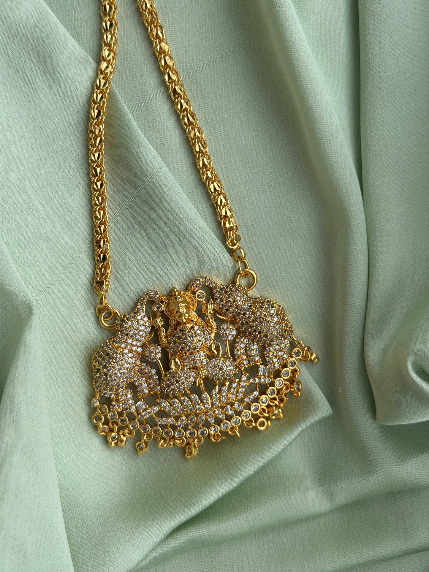 AD Saraswathi 1 Gm Gold Haaram