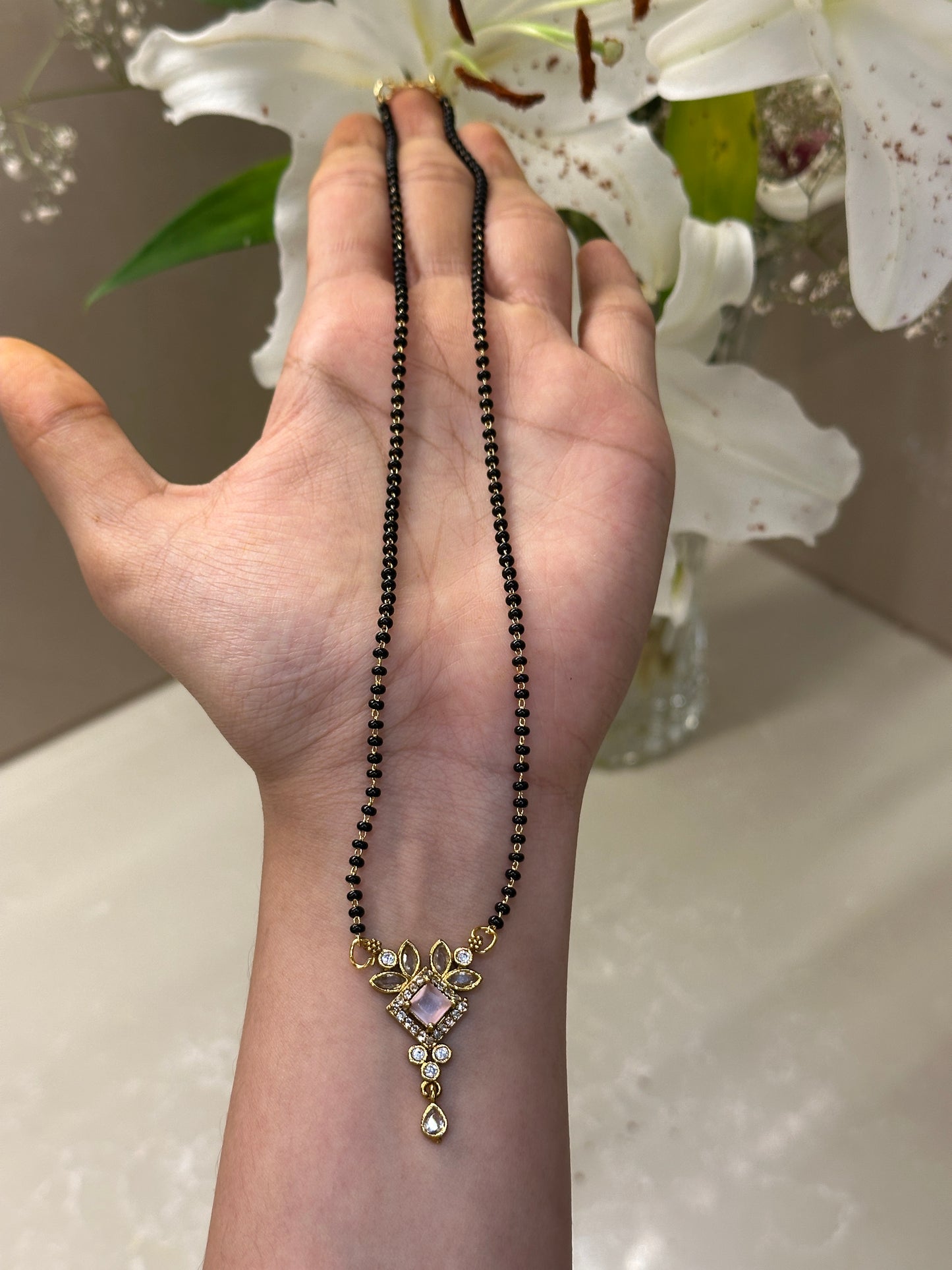 Miyaara Mangalsutra