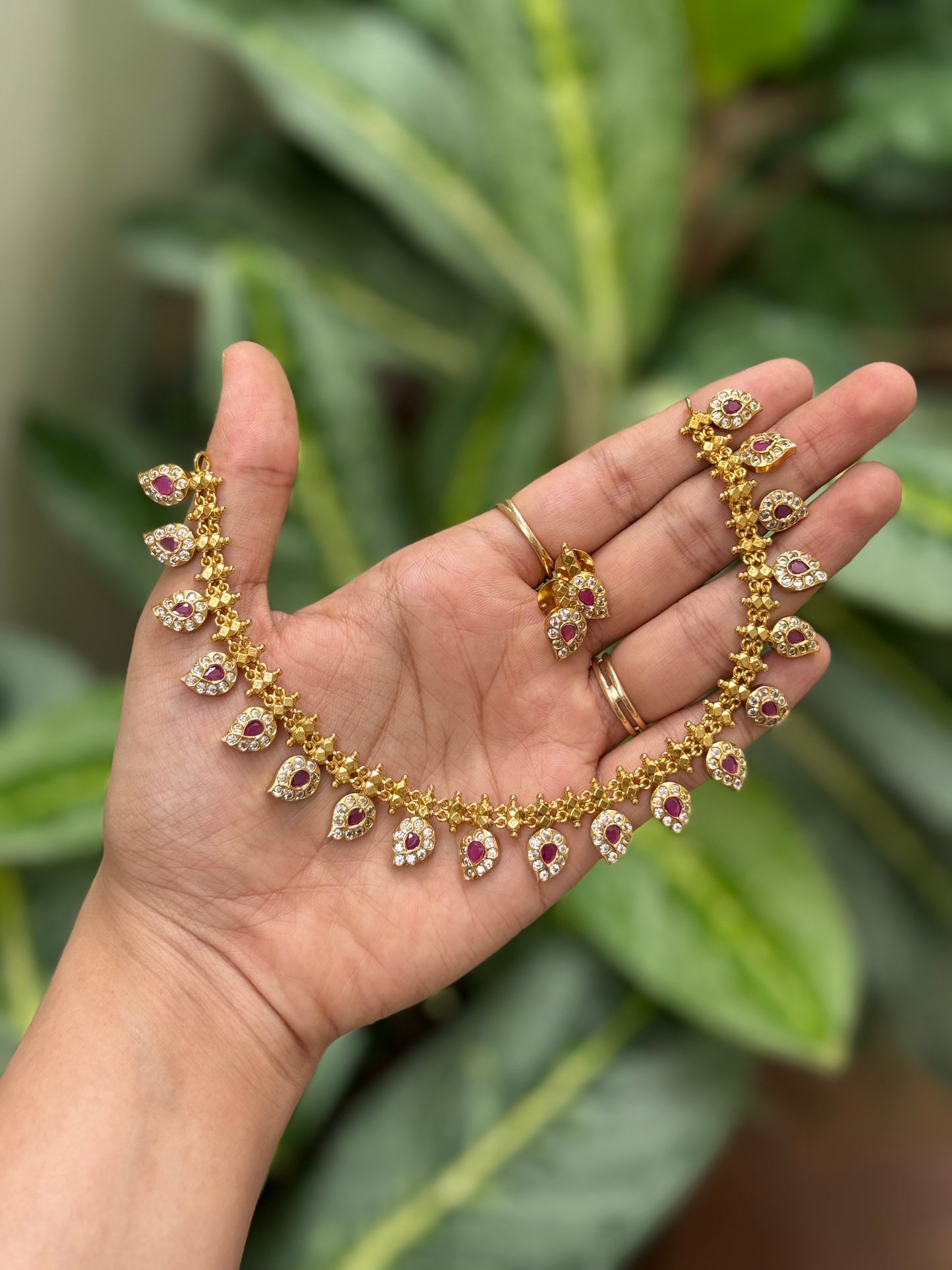 Vintage Maanga Maala