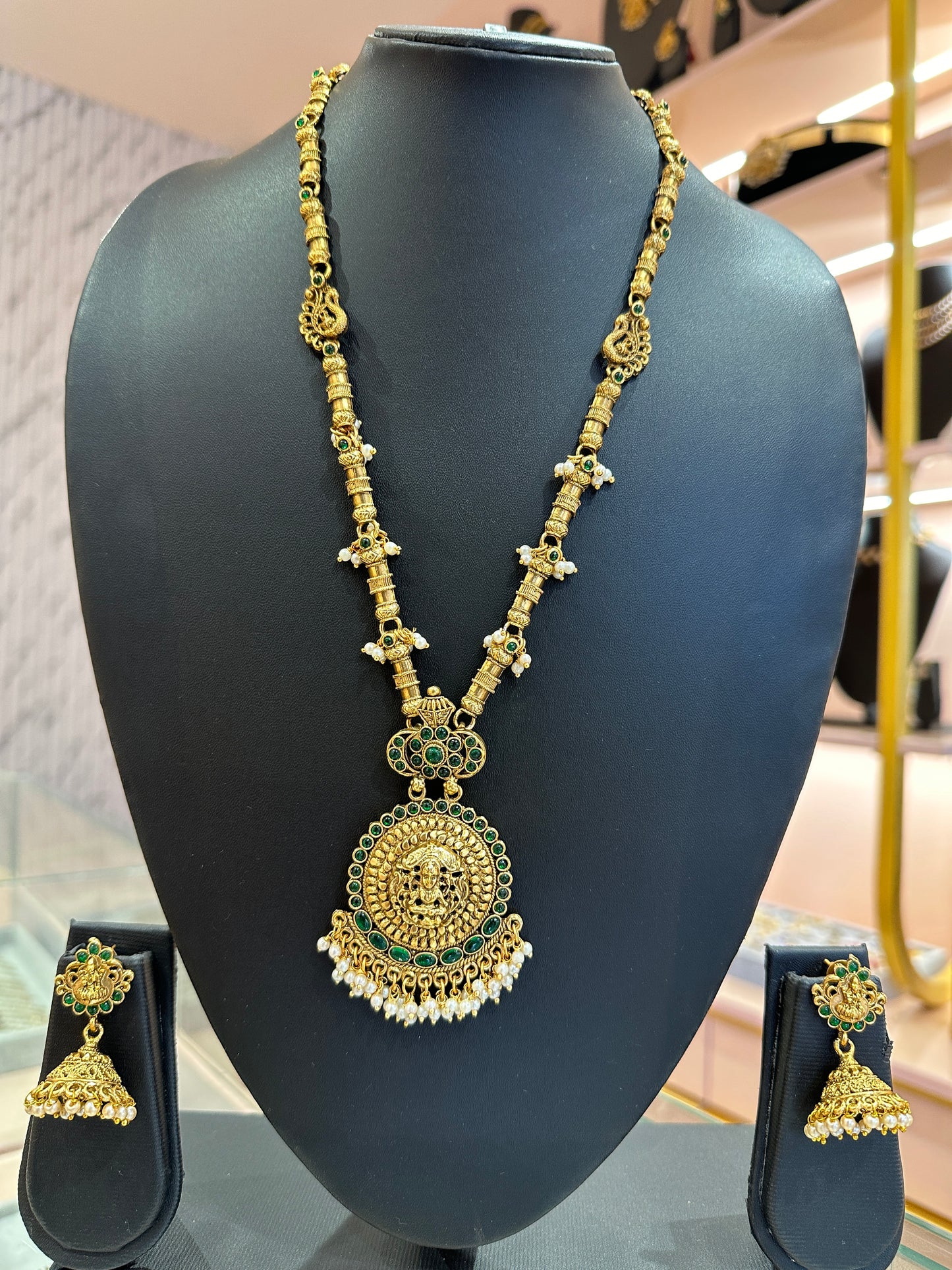 Dakshitha Haaram Set