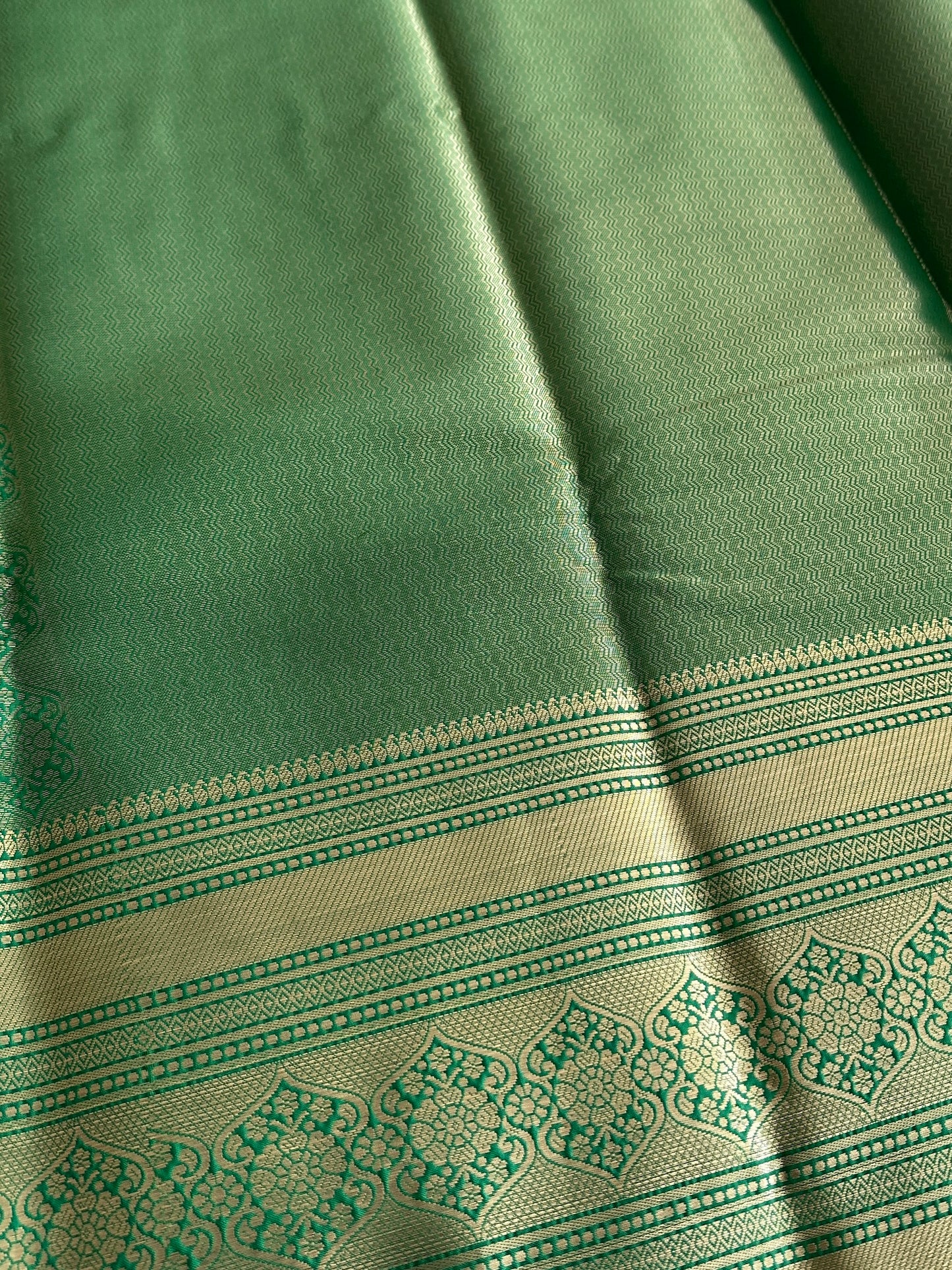 Dulhan Red Semi Tissue Silk Saree