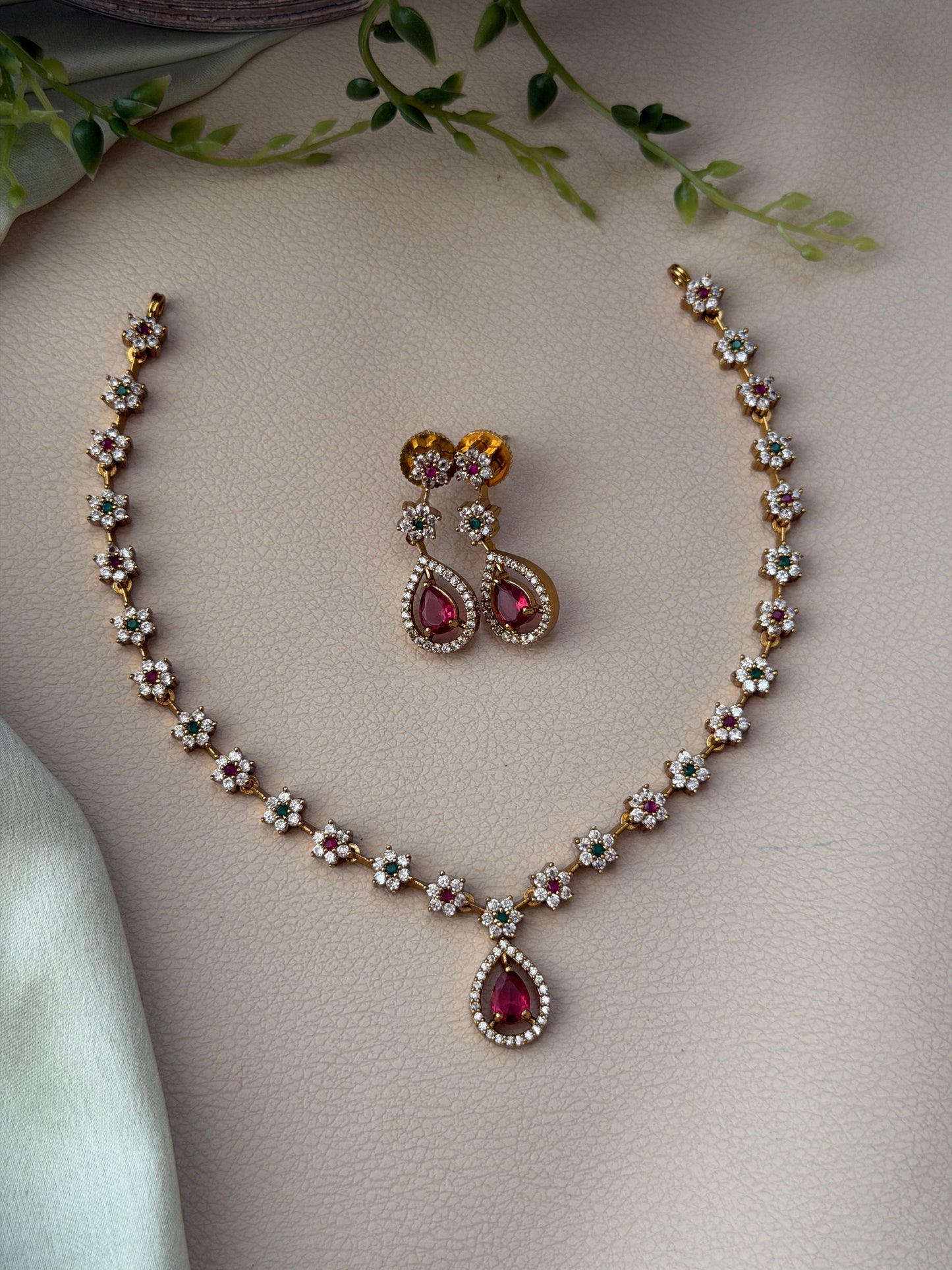 Flora Flexi AD Necklace