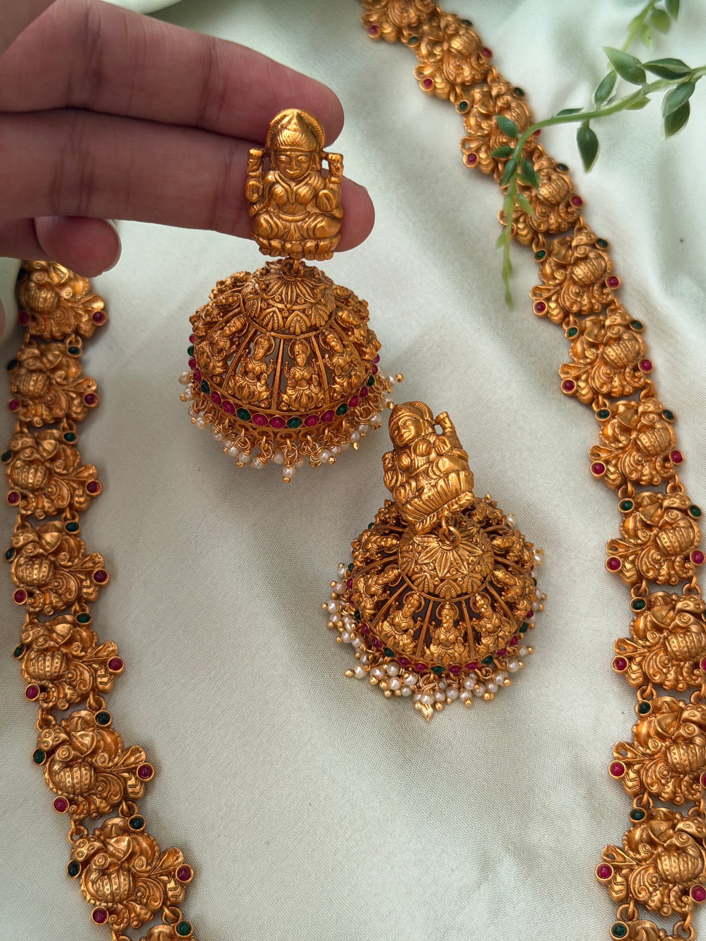 Vaigai Kaashu Pendant Haaram