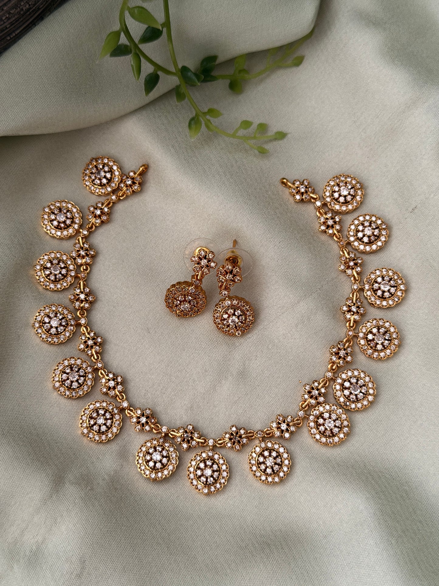 Beena Diamond Necklace