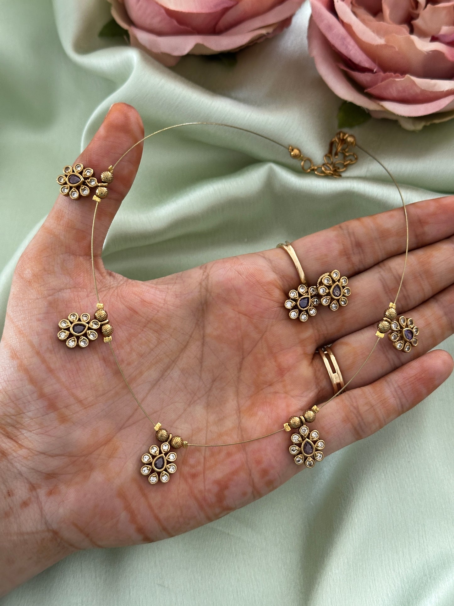 Handmade Floral Invisible chain set