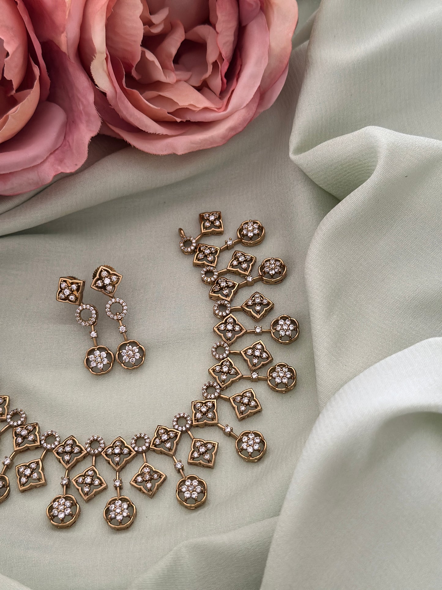 Lakshya Diamond Necklace