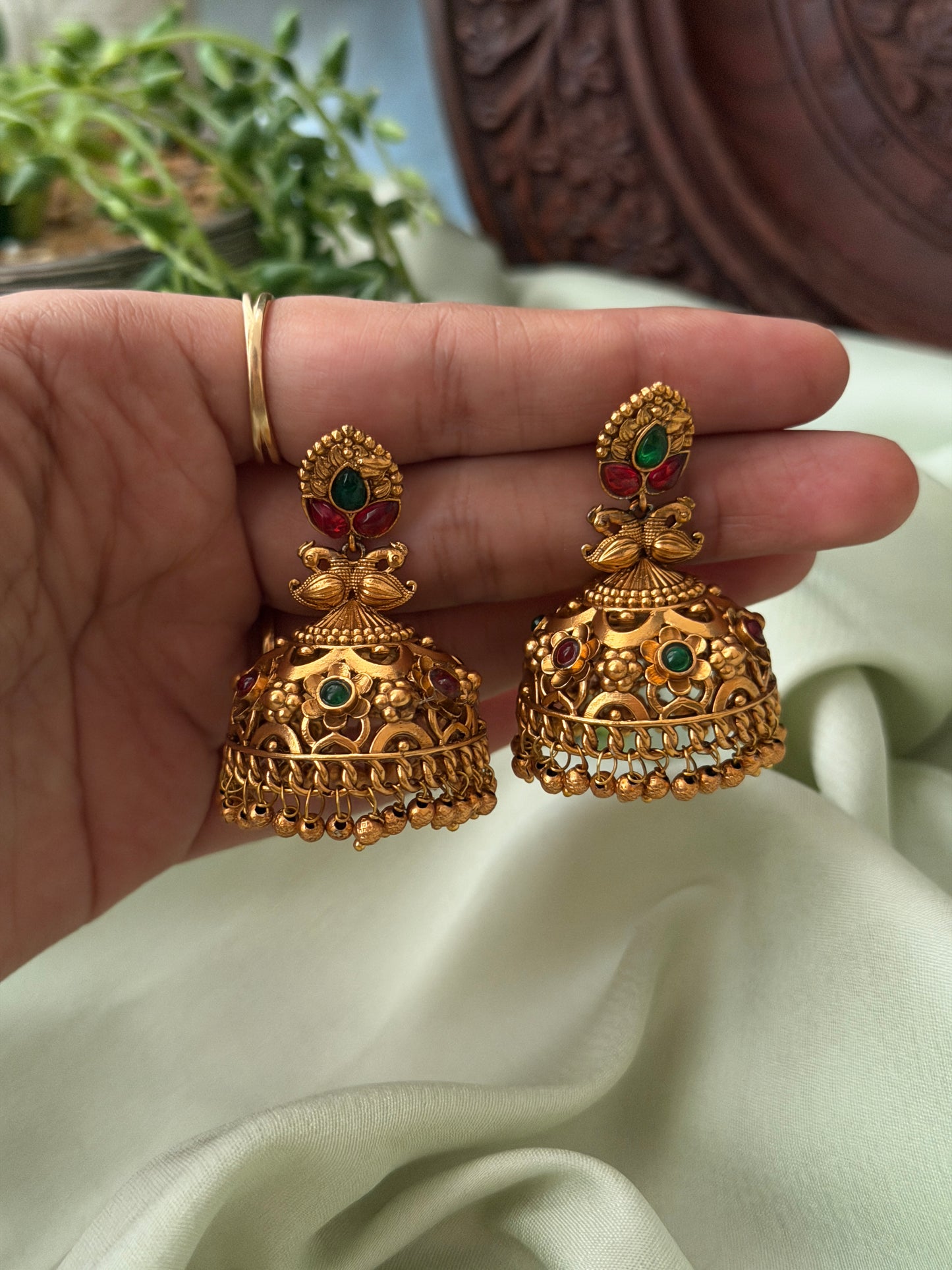 Non Idol chithra Jhumkas