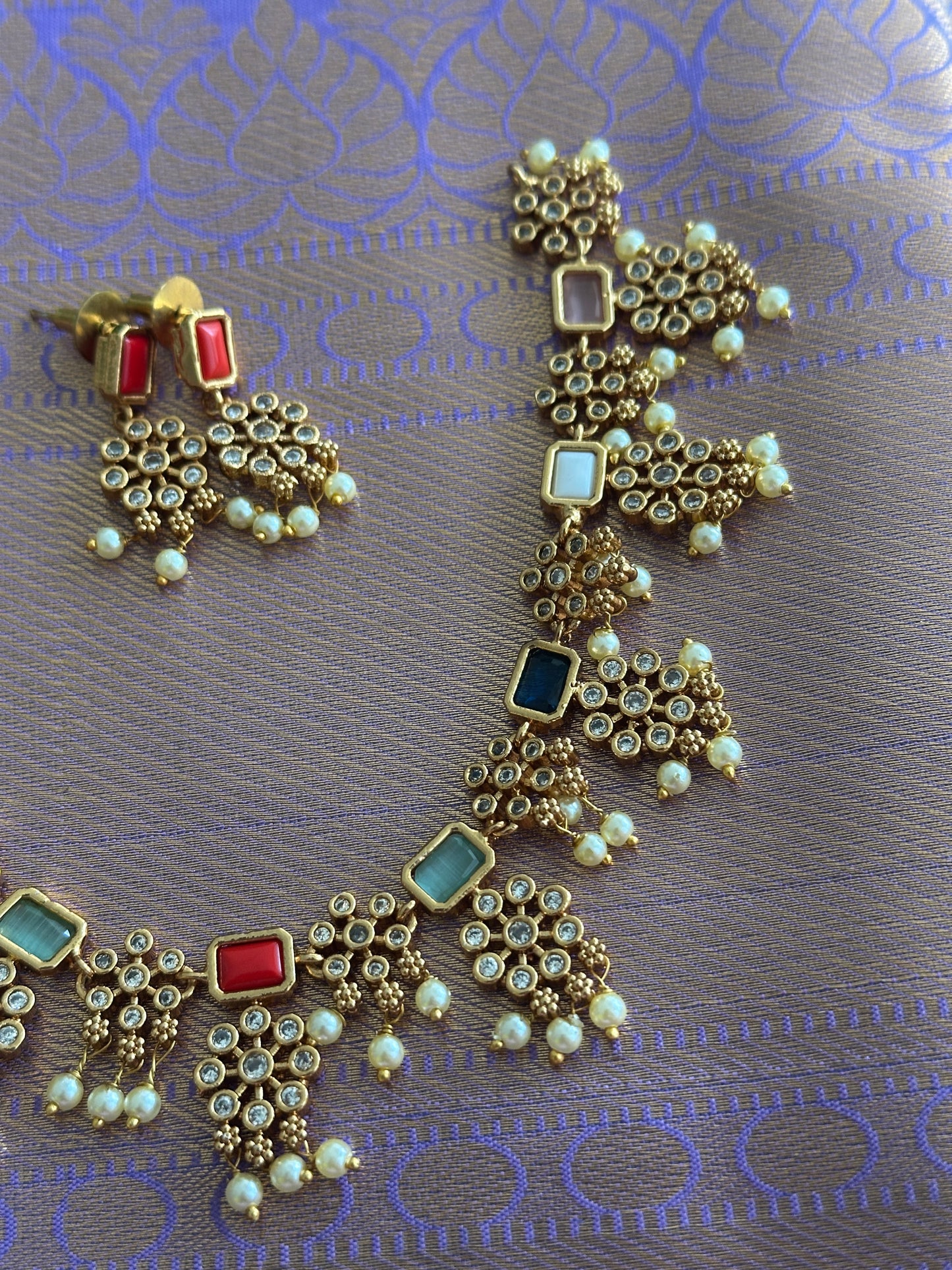 Square Navaratna Guttapusalu