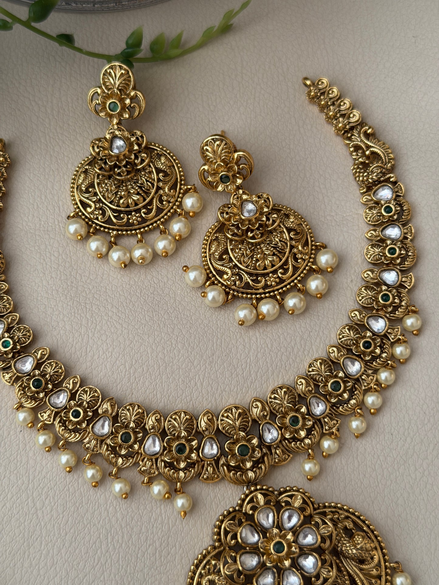 Dhwaja Antique Non Idol Necklace
