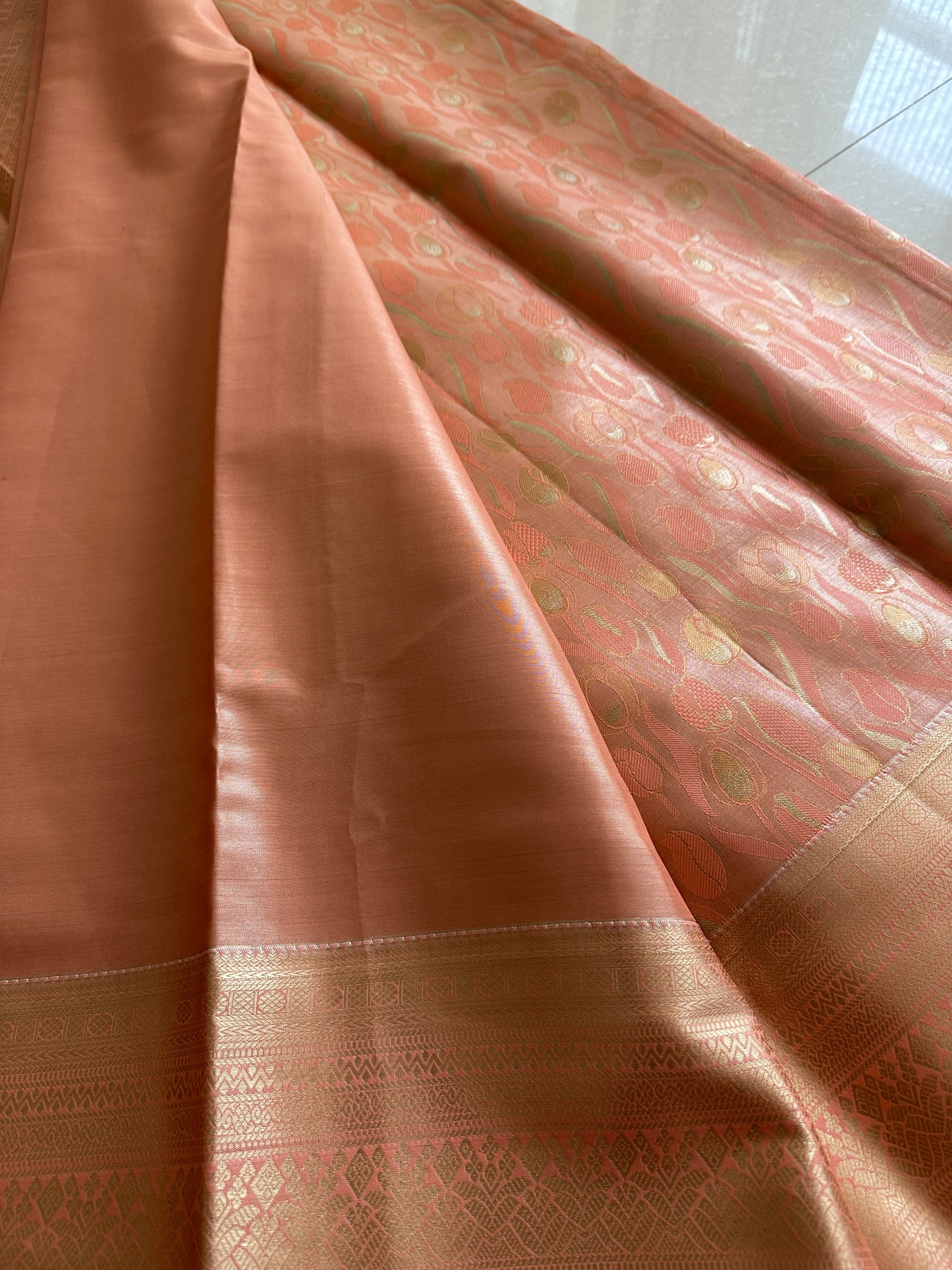 Peach Tulips Kanchi Tissue Saree