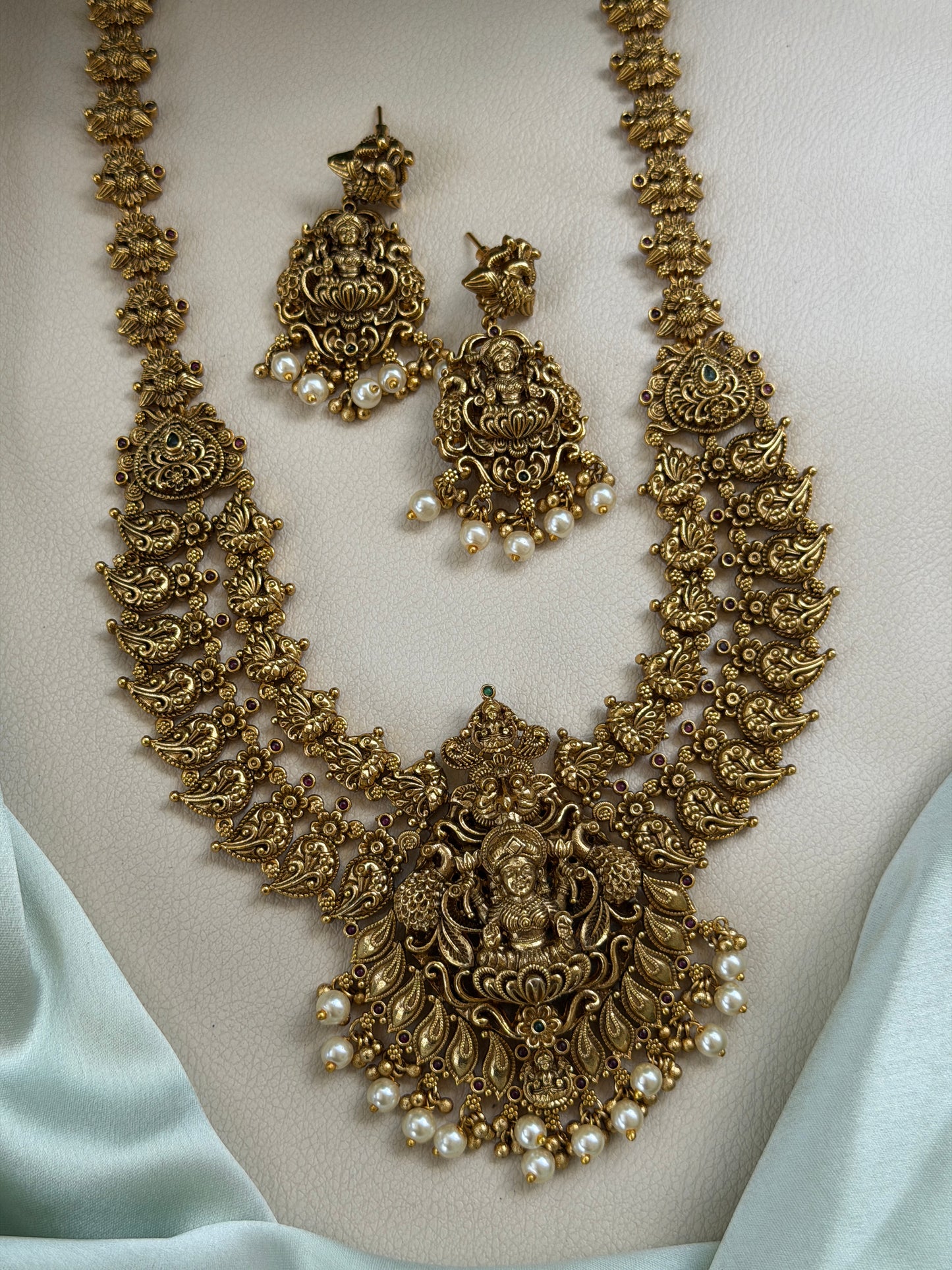 Sri Durga Antique Haaram set