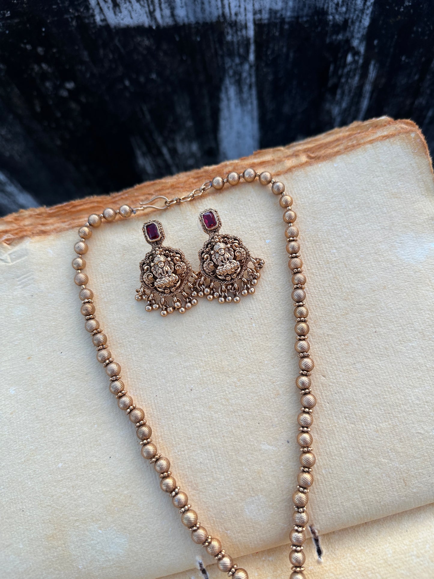 Precious Stone Chettinad Short Haaram