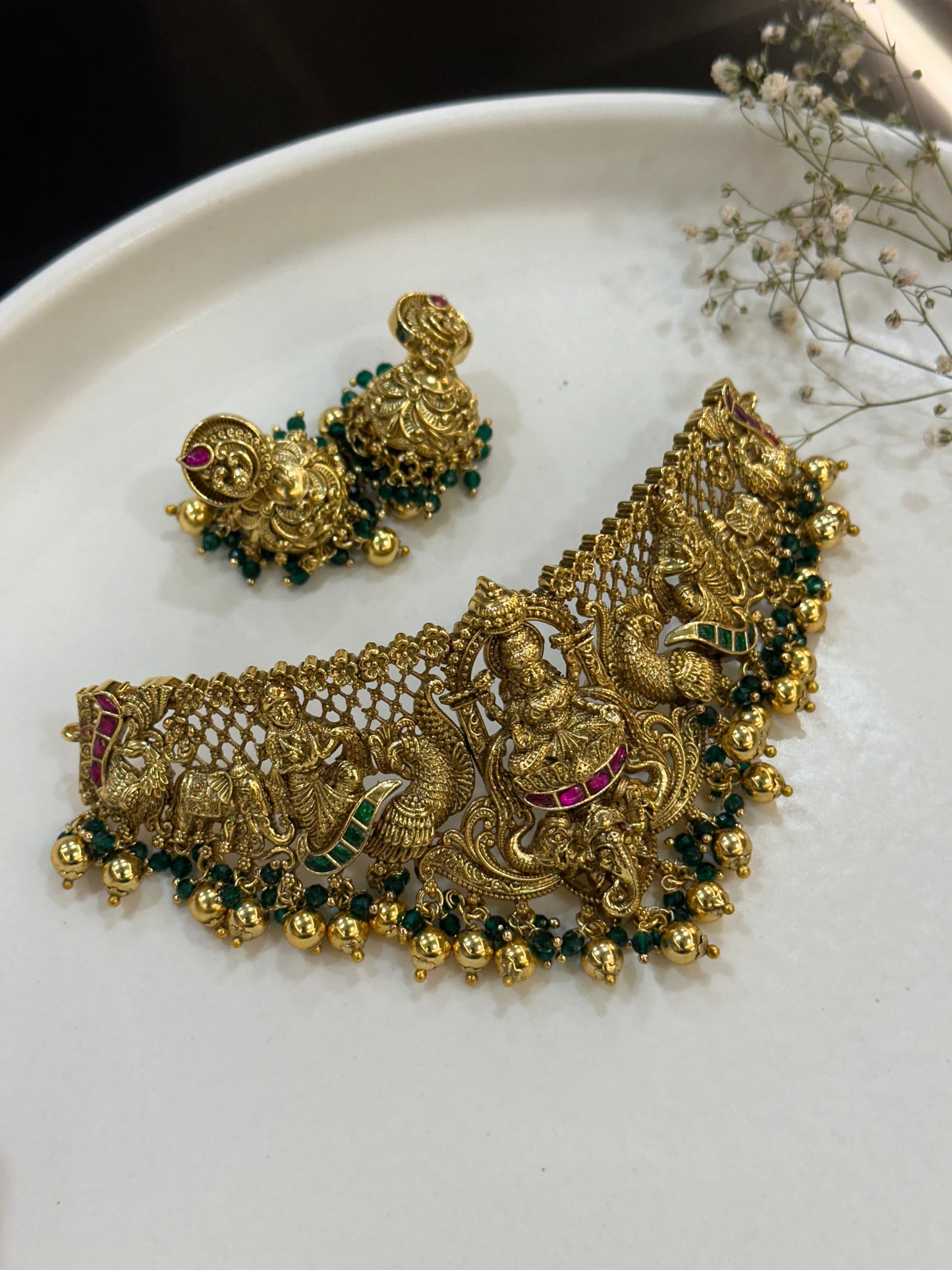 Deyvee Premium gold replica Choker