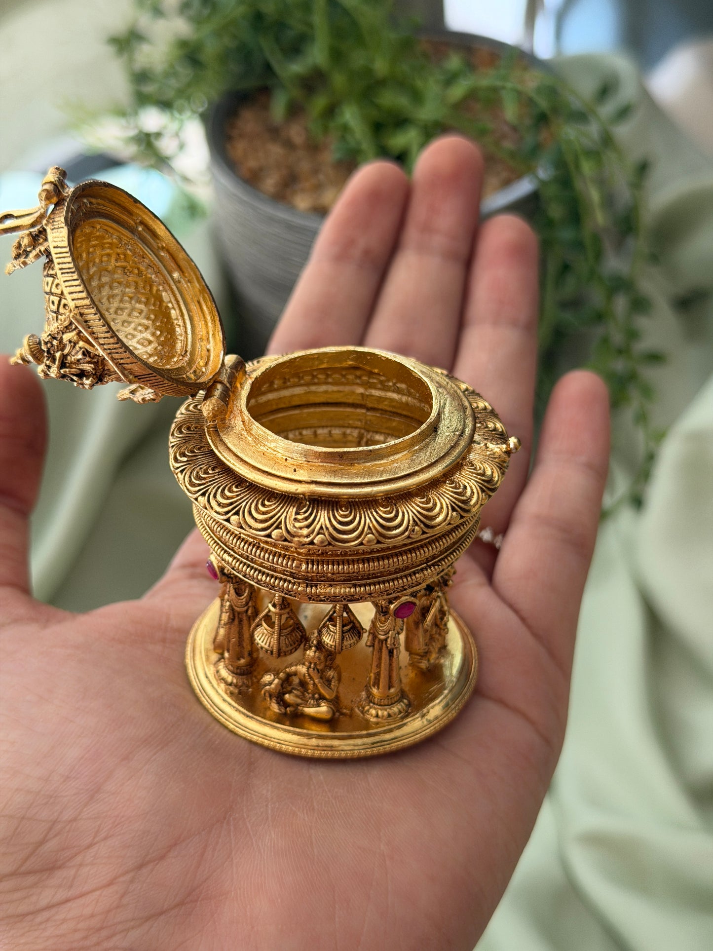 Krishna Kovil Kumkum Box