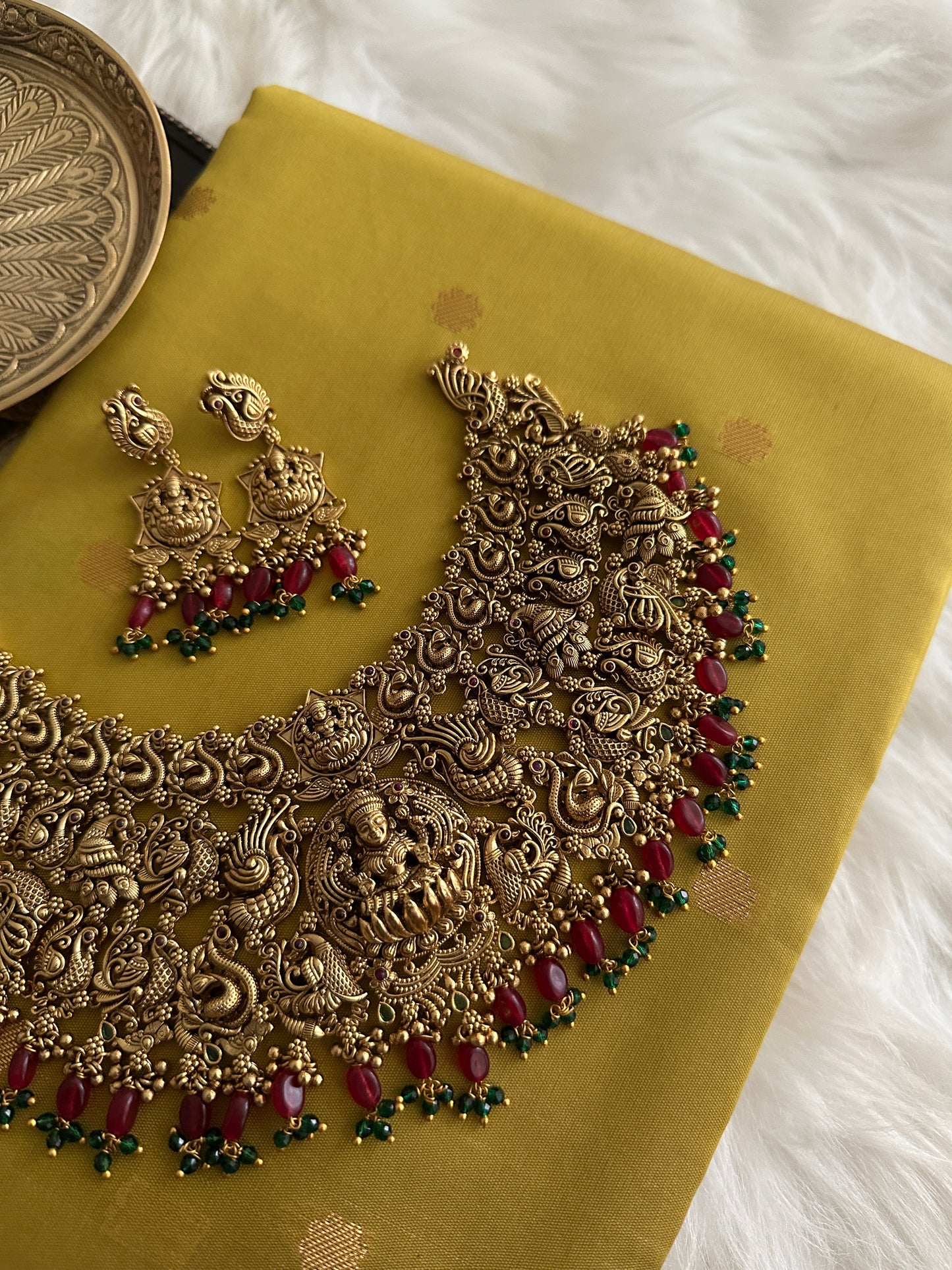 Gayathri Pure Gold Replica Bridal Choker