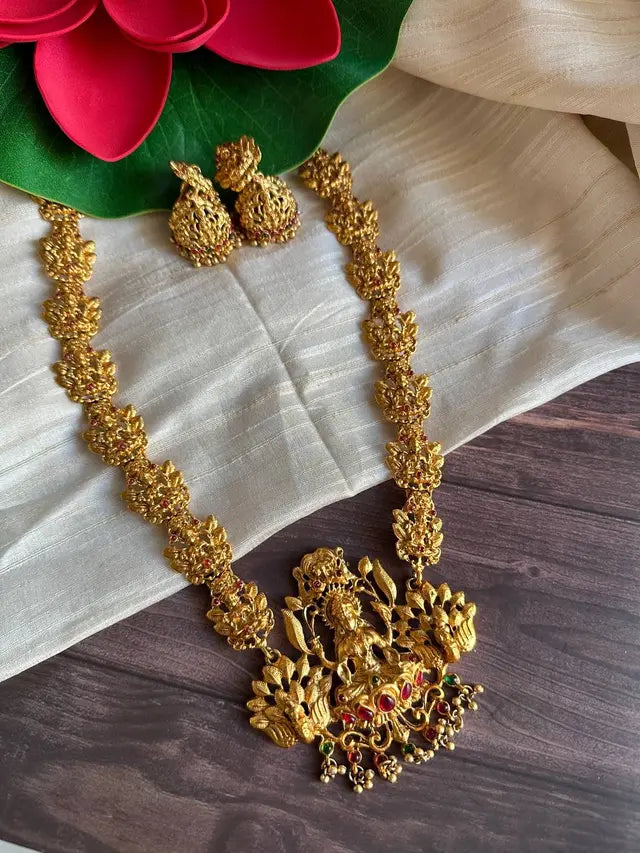 Aarya Antique Haaram Set