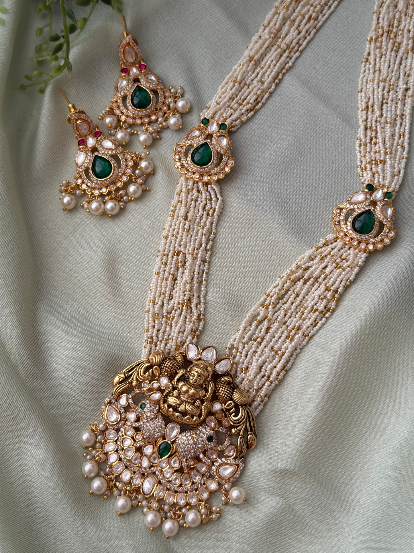 White Baby bead Haaram