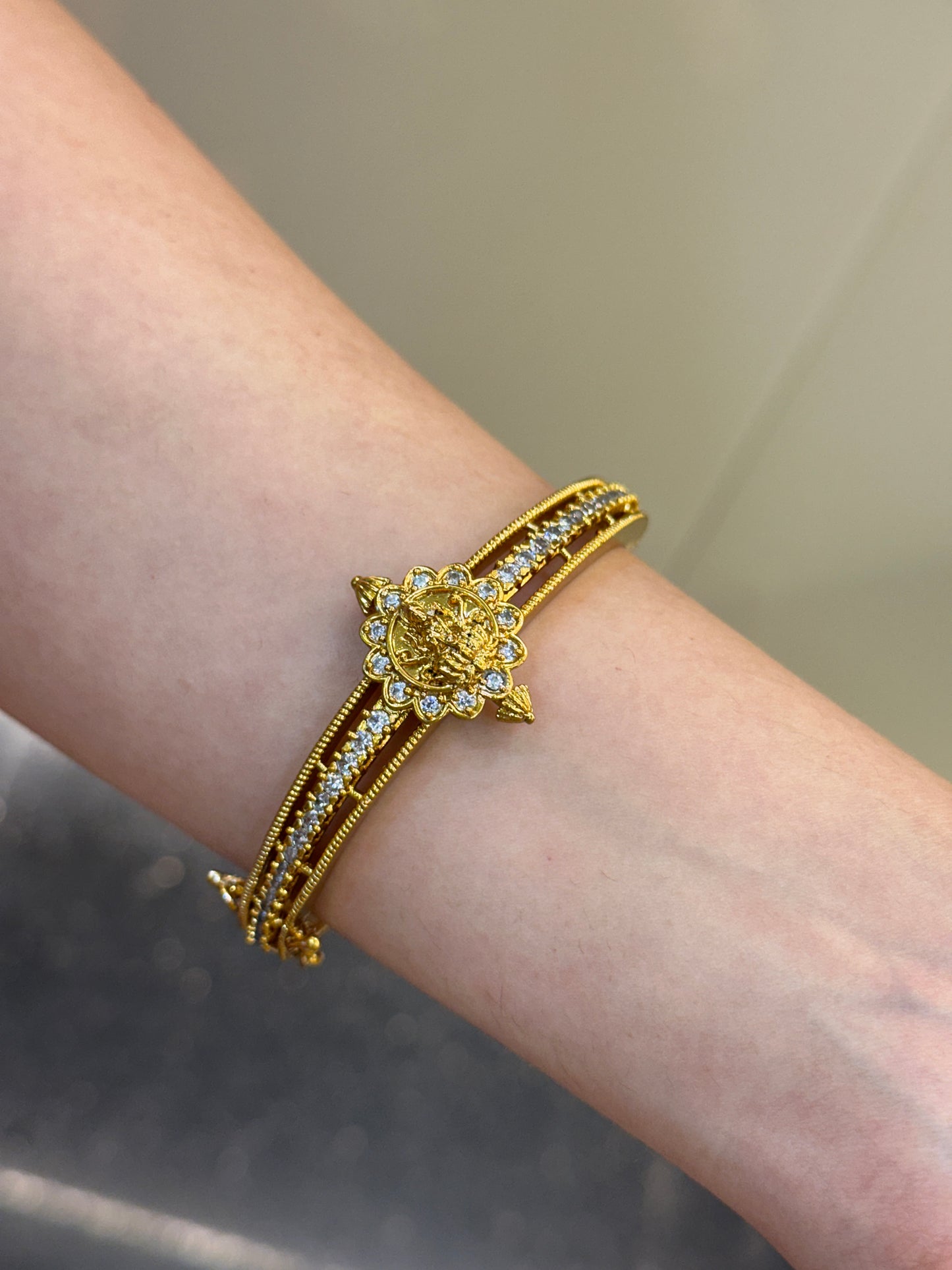 Ishvi Diamond Bracelet