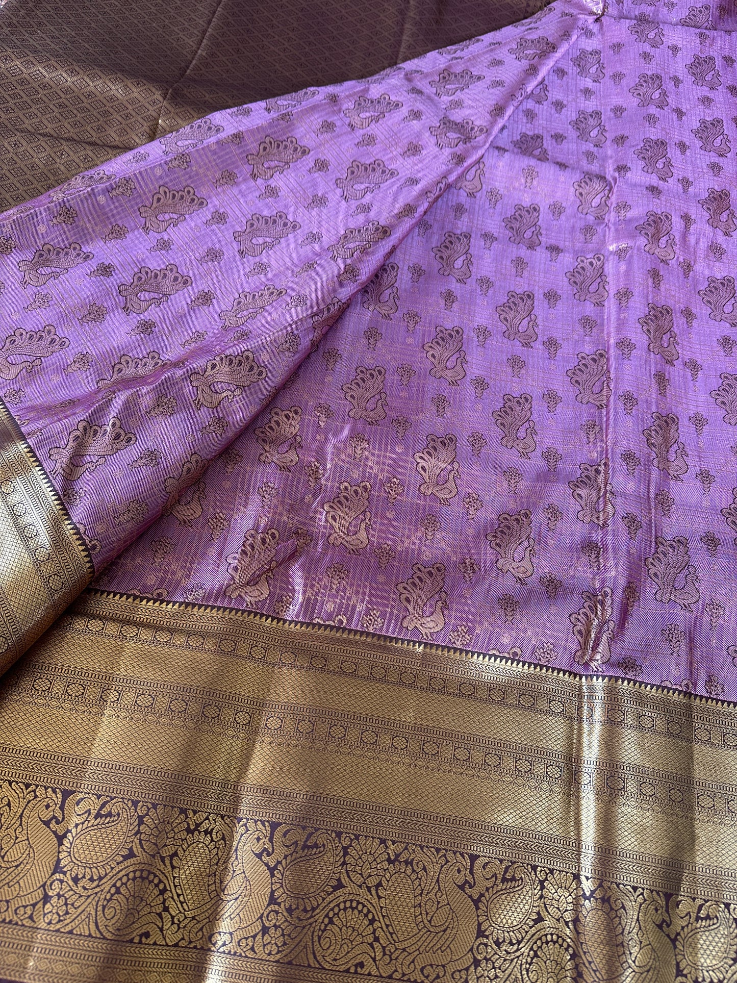 Azura Lavender Vaira Oosi Kanchi Pattu