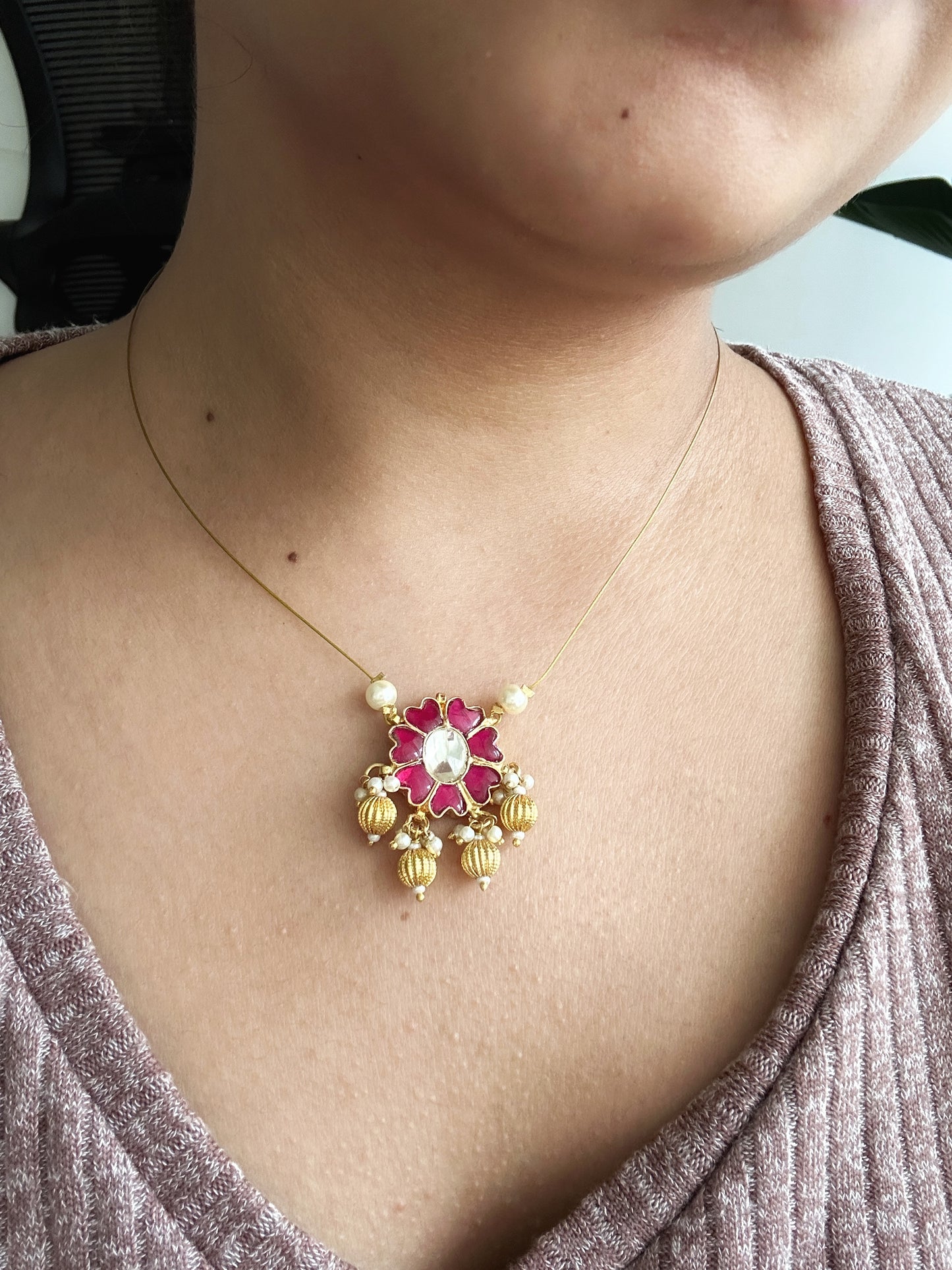 Jadau Hibiscus Invisible Chain