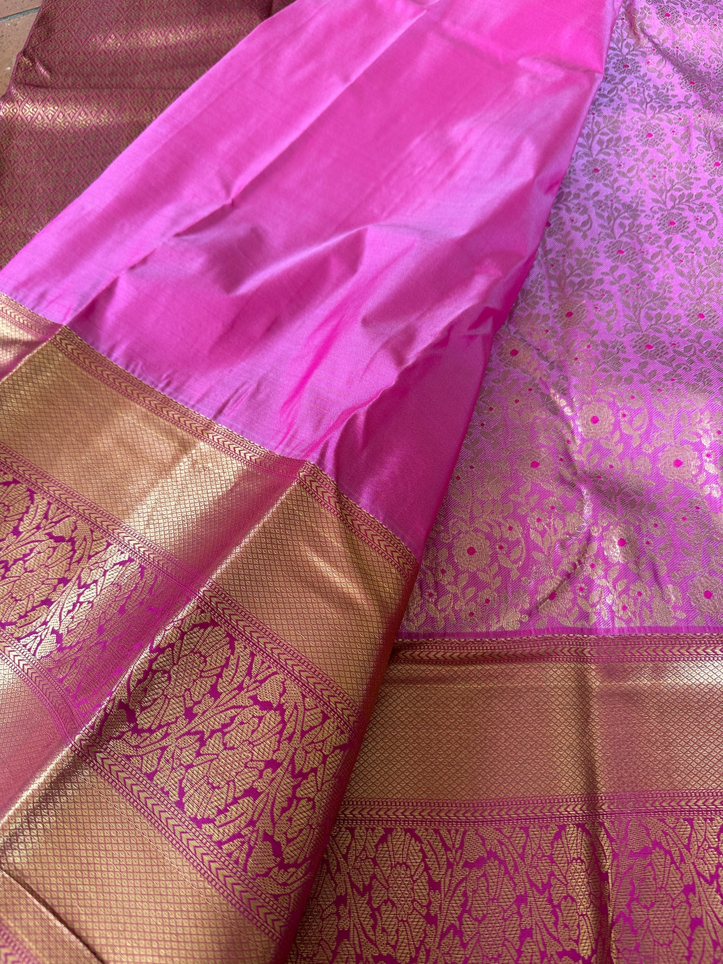 Taffy Pink Tissue Silk Saree