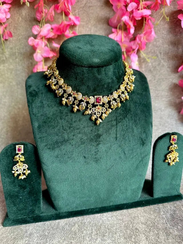 Anvee AD Necklace