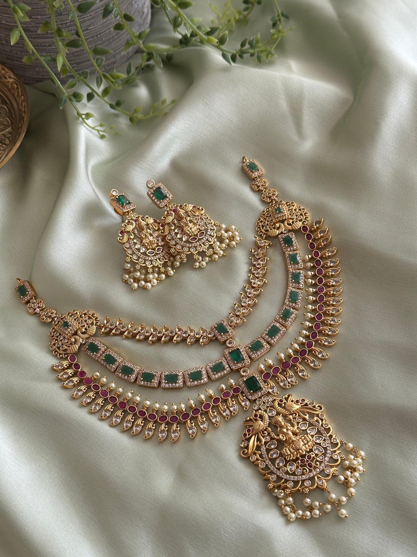 Sudhaayi Three Layer AD Necklace