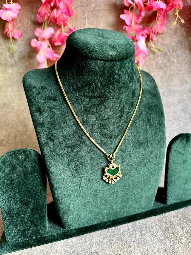 Palakka Pendant Chain