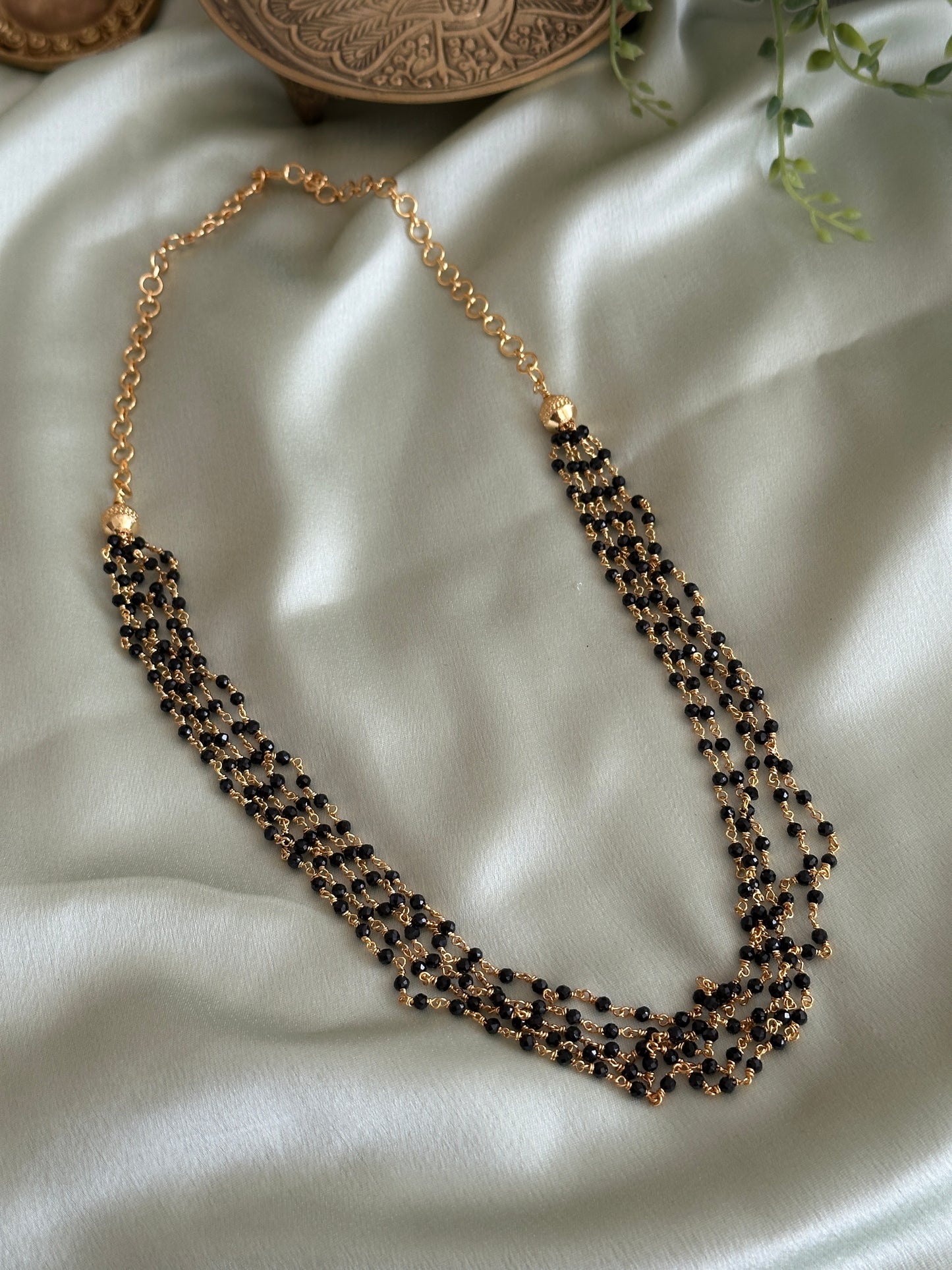 Nishika Precious Beaded Chain