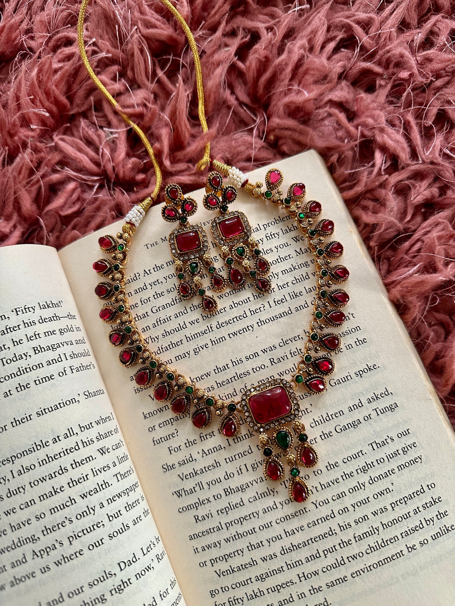 Roopali Kemp Necklace