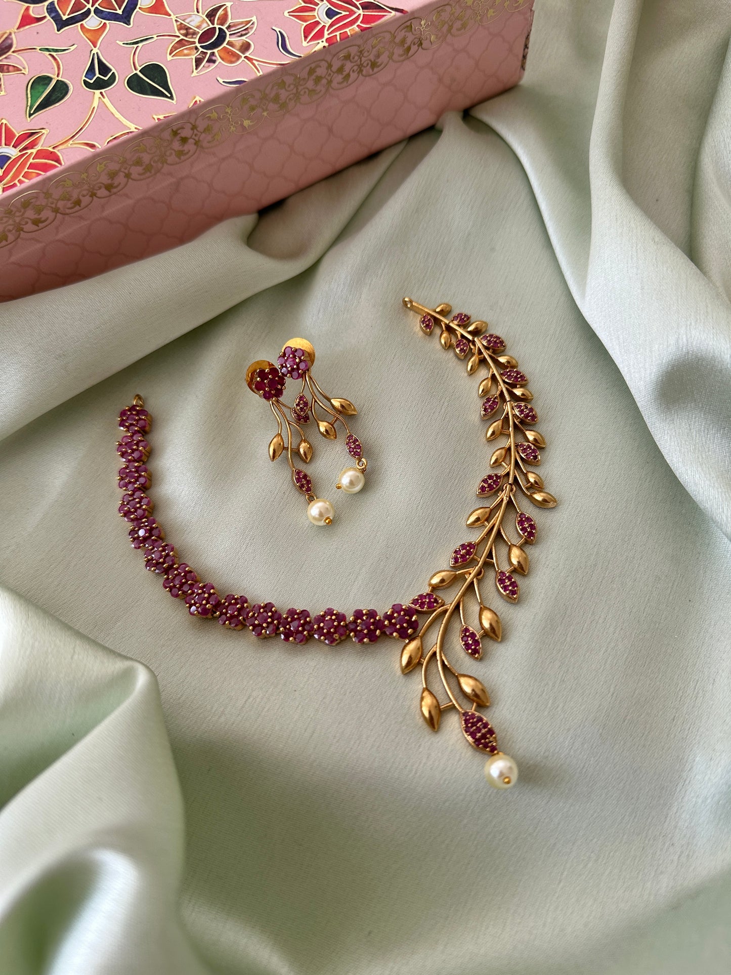 Anjali AD vine Necklace