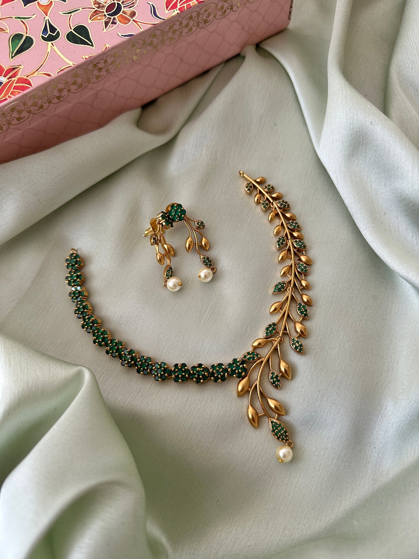 Anjali AD vine Necklace