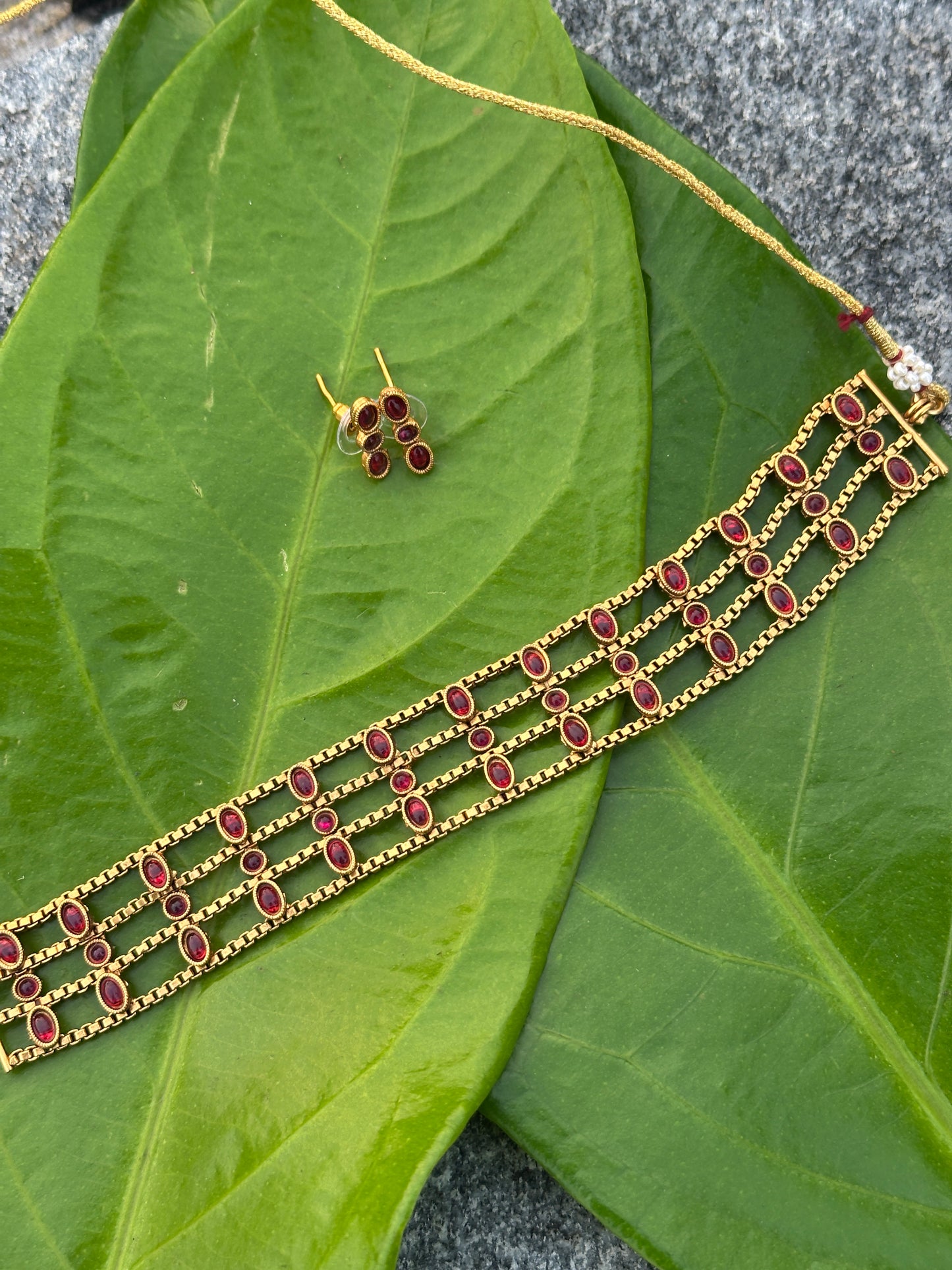 Three Line Kemp Choker