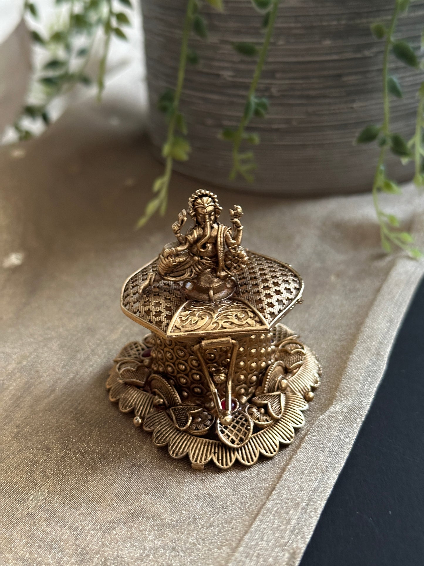 Ganapathi Kumkum Box