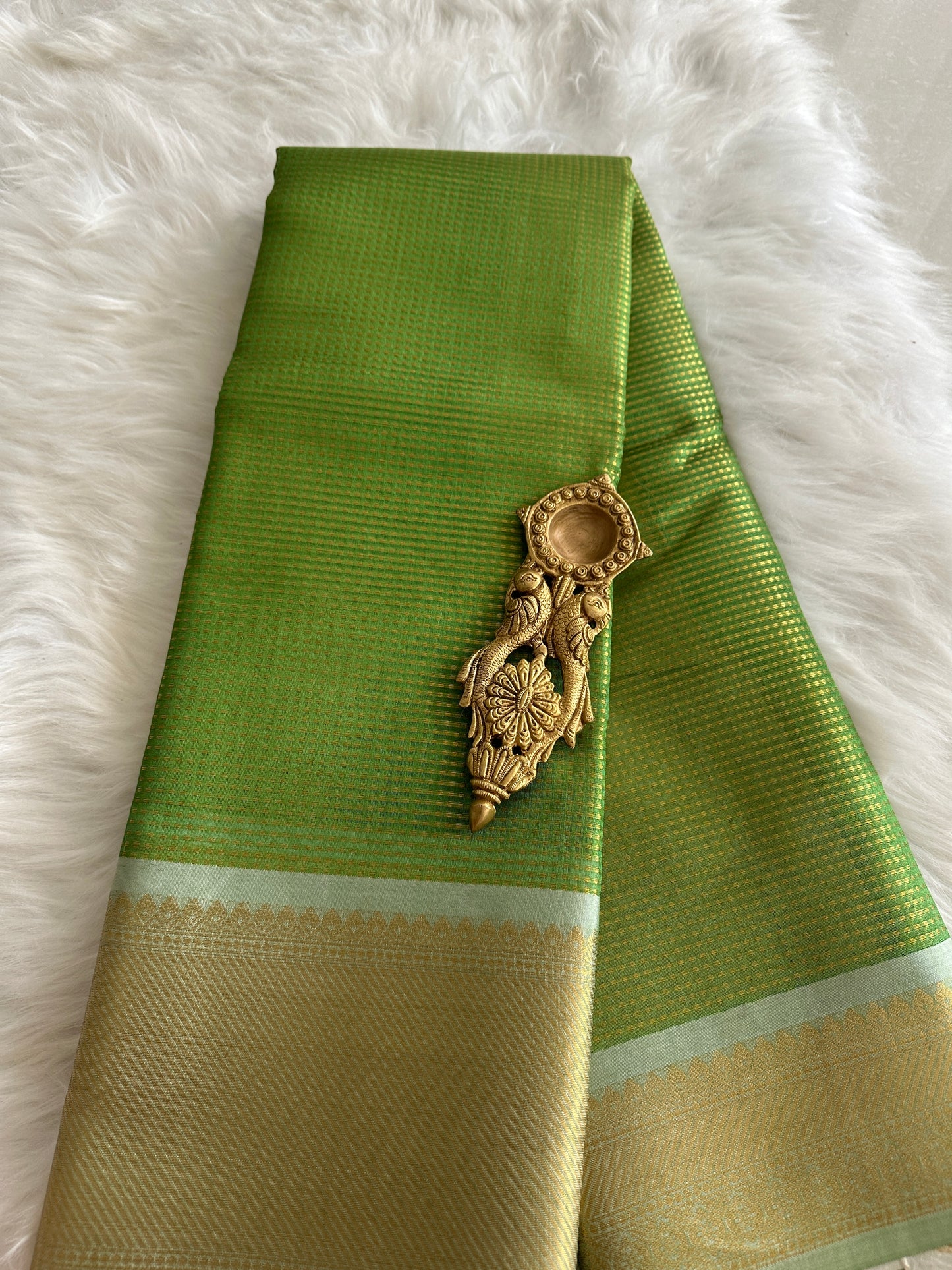 Dual Tone Tissue Organza Saree